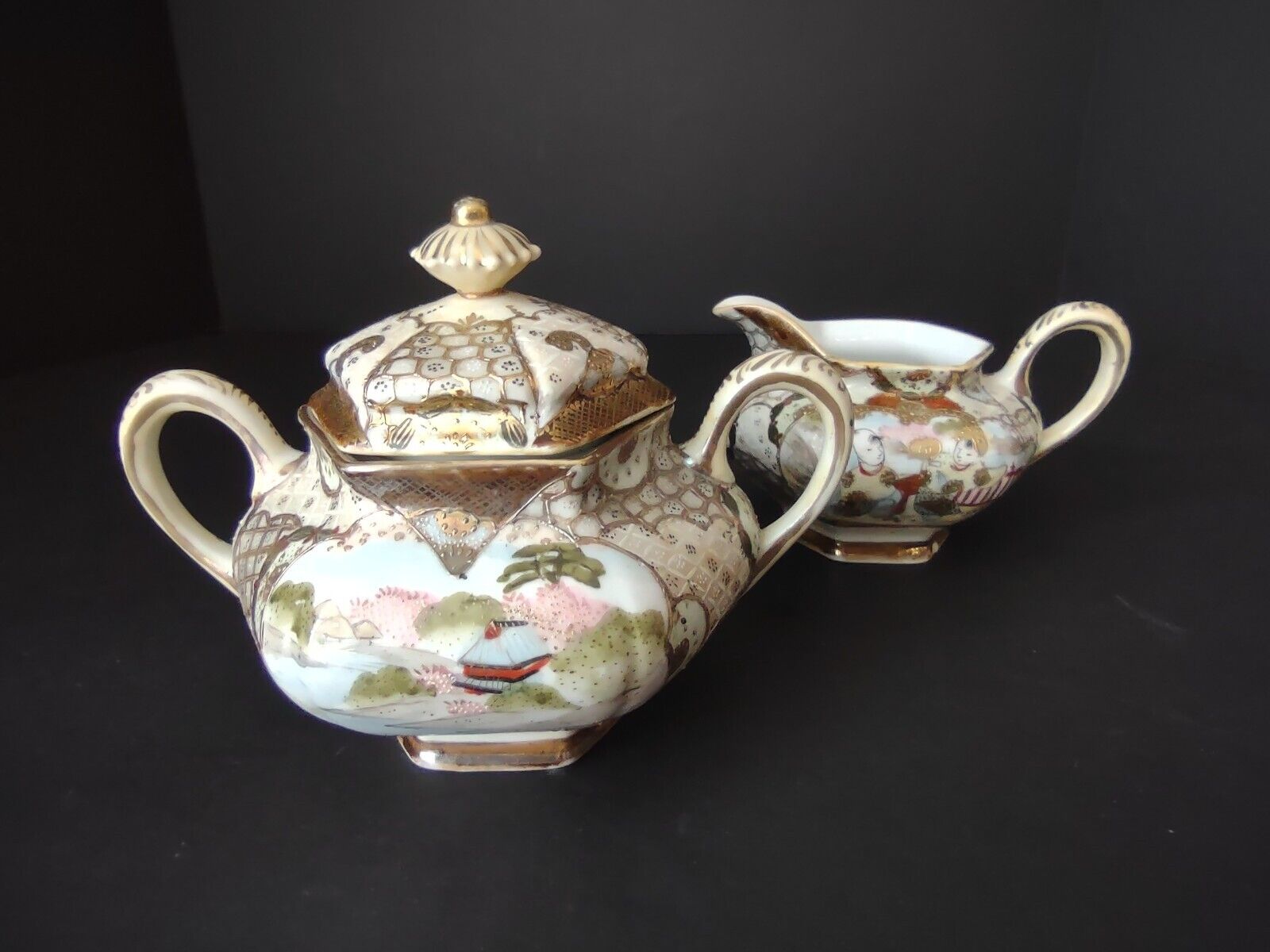 Japan Sugar Dish Creamer Set (lot 715)