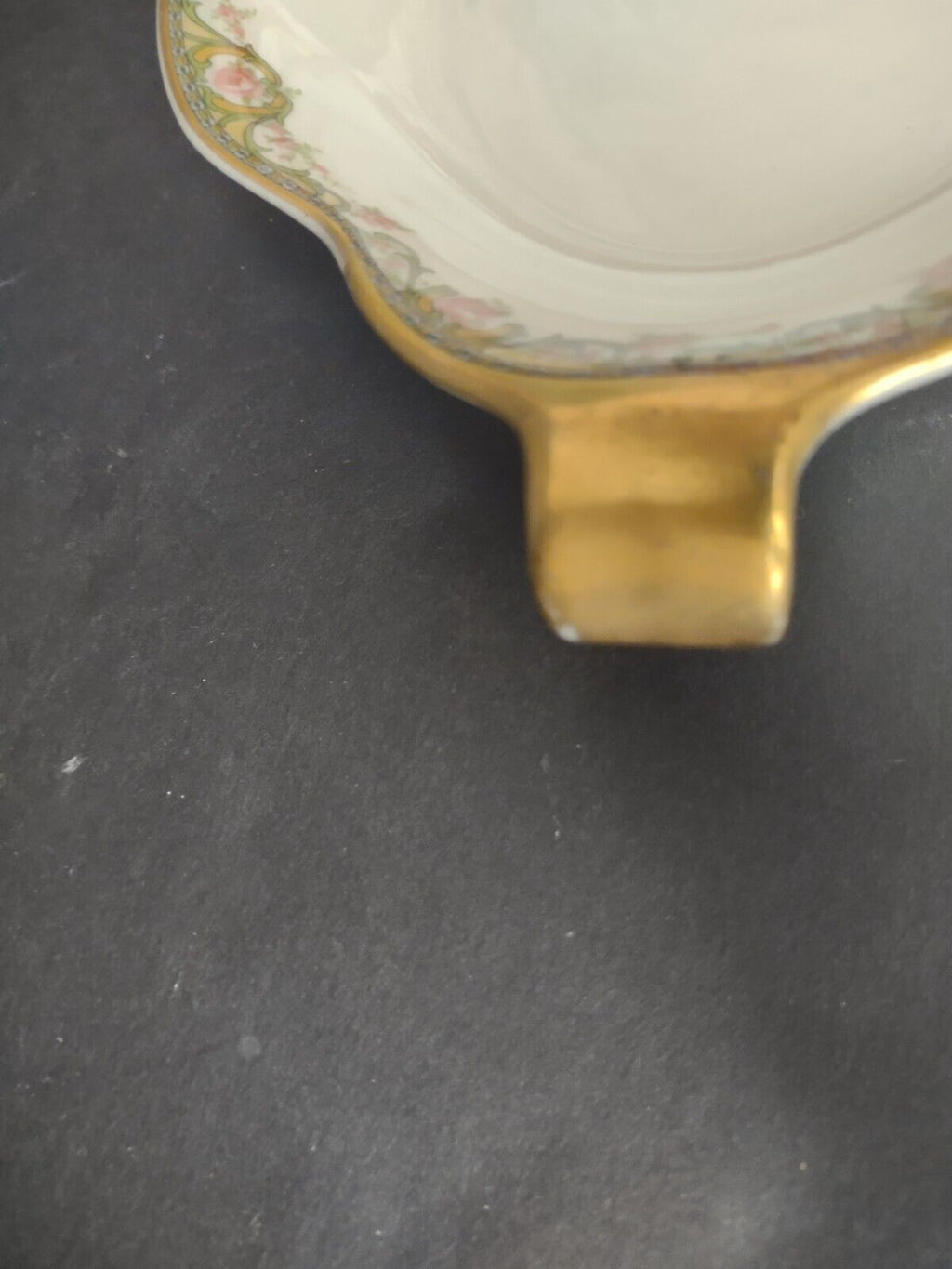 Haviland Limoges France Serving Bowl 12" x 8" Rose Design (lot 608)