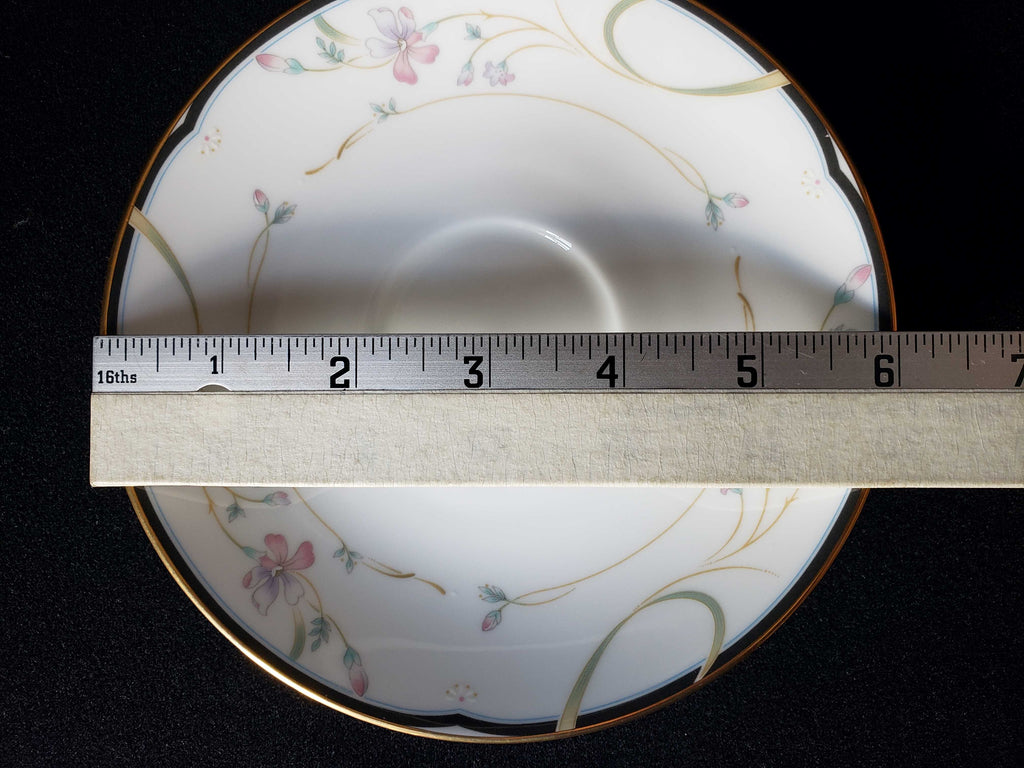 Vintage Lenox Debut Collection Constance Fine Bone Saucer ONLY (lot 1911)