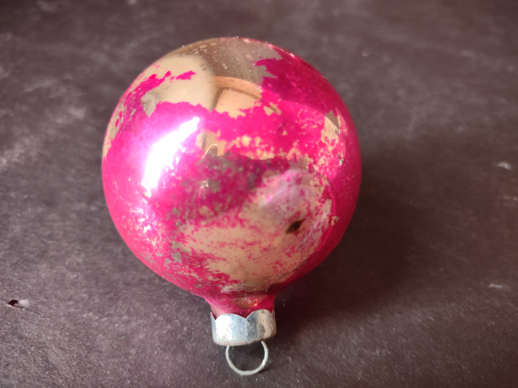 Vintage Christmas Ball Ornaments Shiny Brite x 4 IMPERFECT (lot 3440)