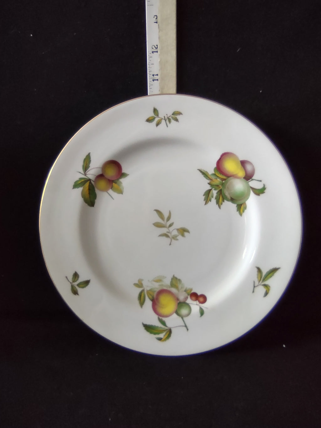 Vintage Spode Dinner Plate Blenheim Bone China Gold Trim Reproduction (Lot 5721)