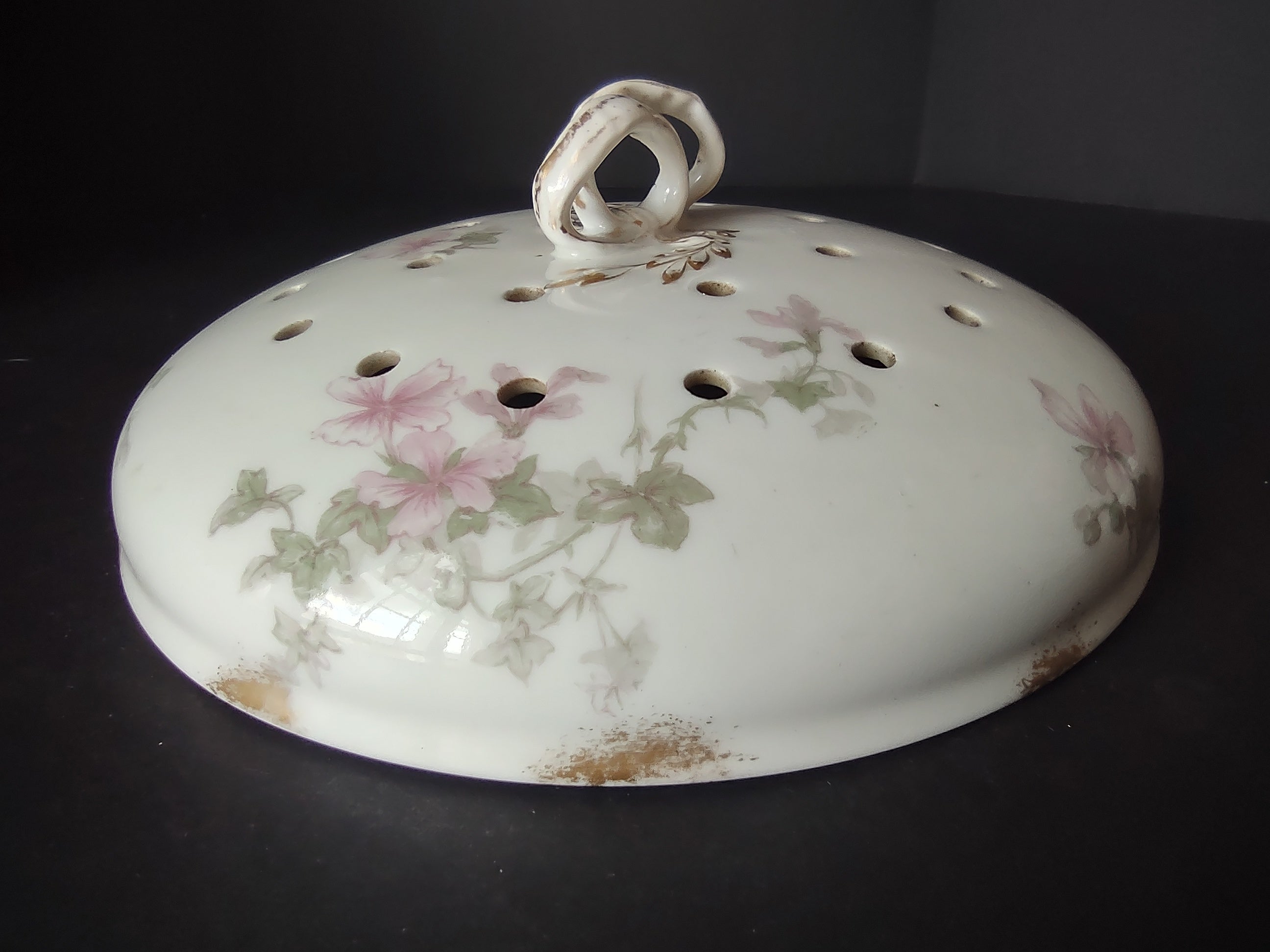Haviland France Limoges Pancake Lid ONLY Floral Round 7" IMPERFECT (lot 1024)
