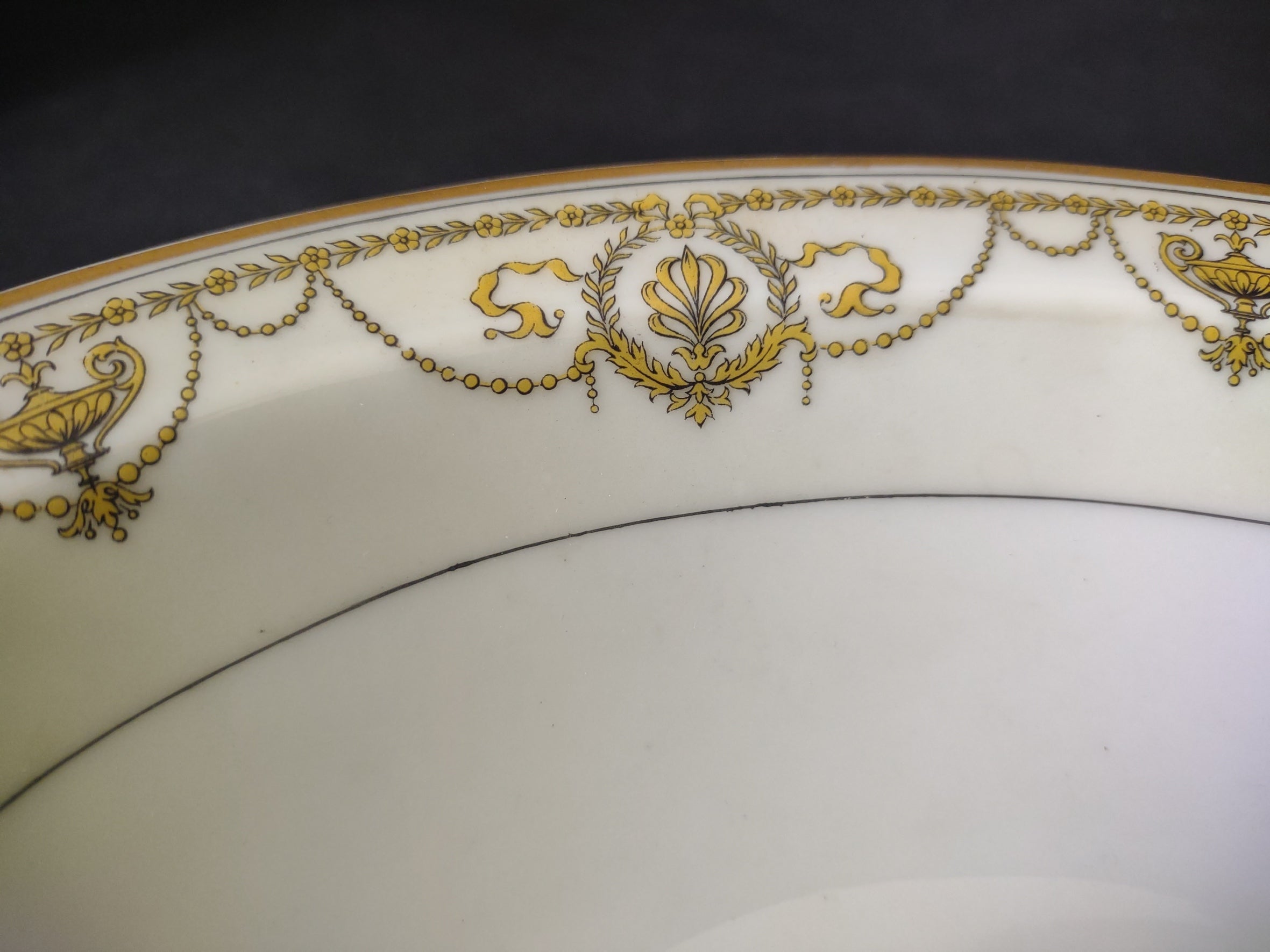 Haviland Limoges Eugenie Serving Bowl & Platter Yellow Swag Ribbon (lot 945)