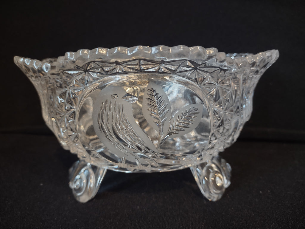 Hofbayer Byrdes Crystal Footed Candy Dish (lot 2499c)