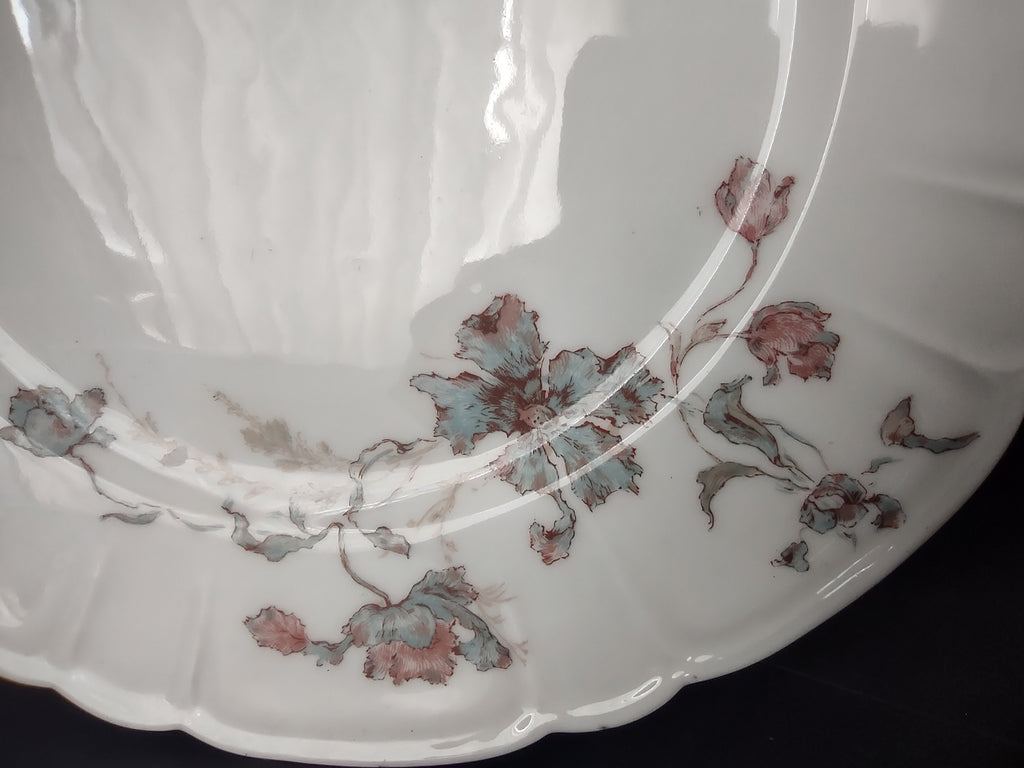 Antique 1889 Haviland Limoges Blue Red Flower Dinner Plate (lot 950)