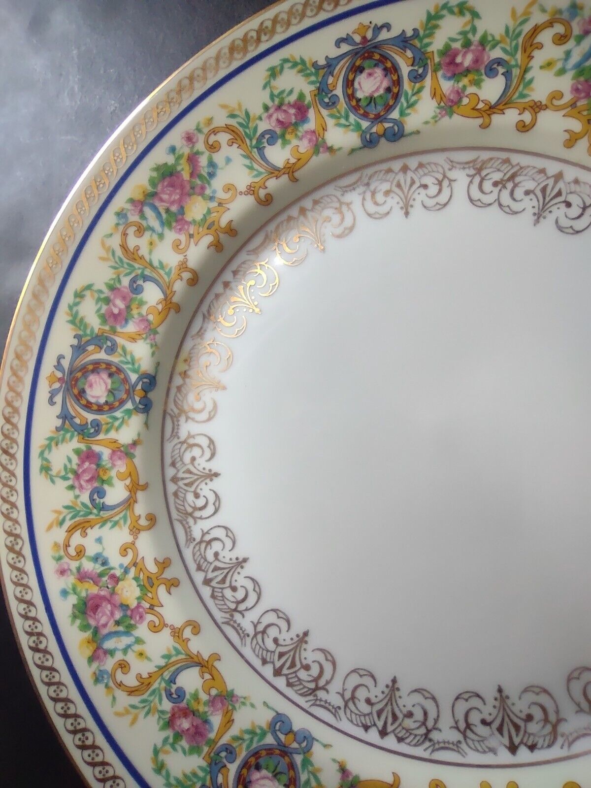 Ahrenfeldt Limoges Gold Trim Ornate Design Blue Dinner Plate 10-7/8" (lot 641)