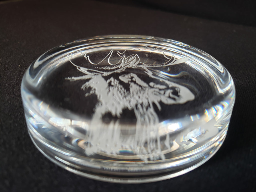 Moose Coaster Paper Weight Glass 3-3/8" (lot 2221)