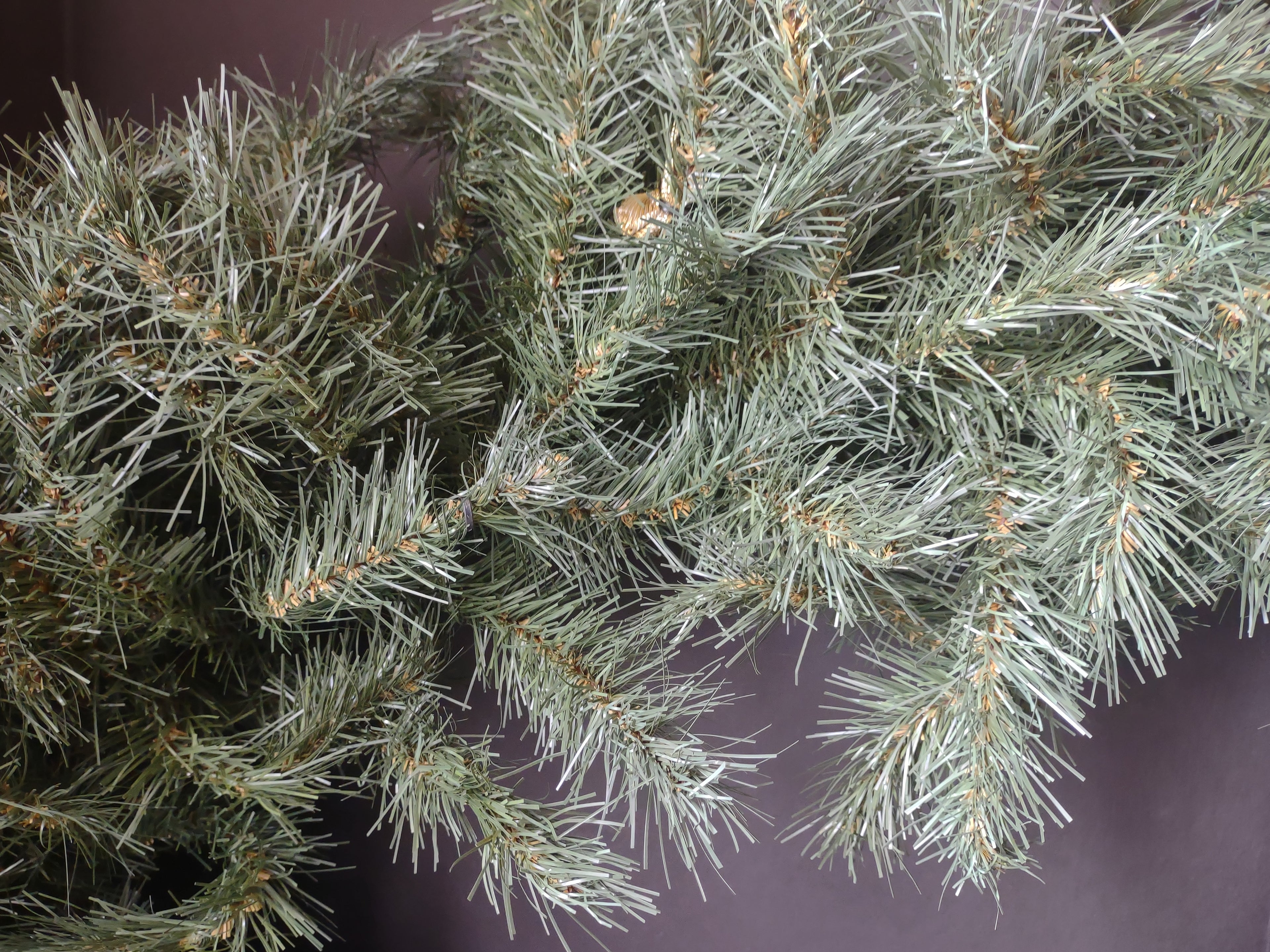 Artificial Christmas Wreath 36" (lot 1761)