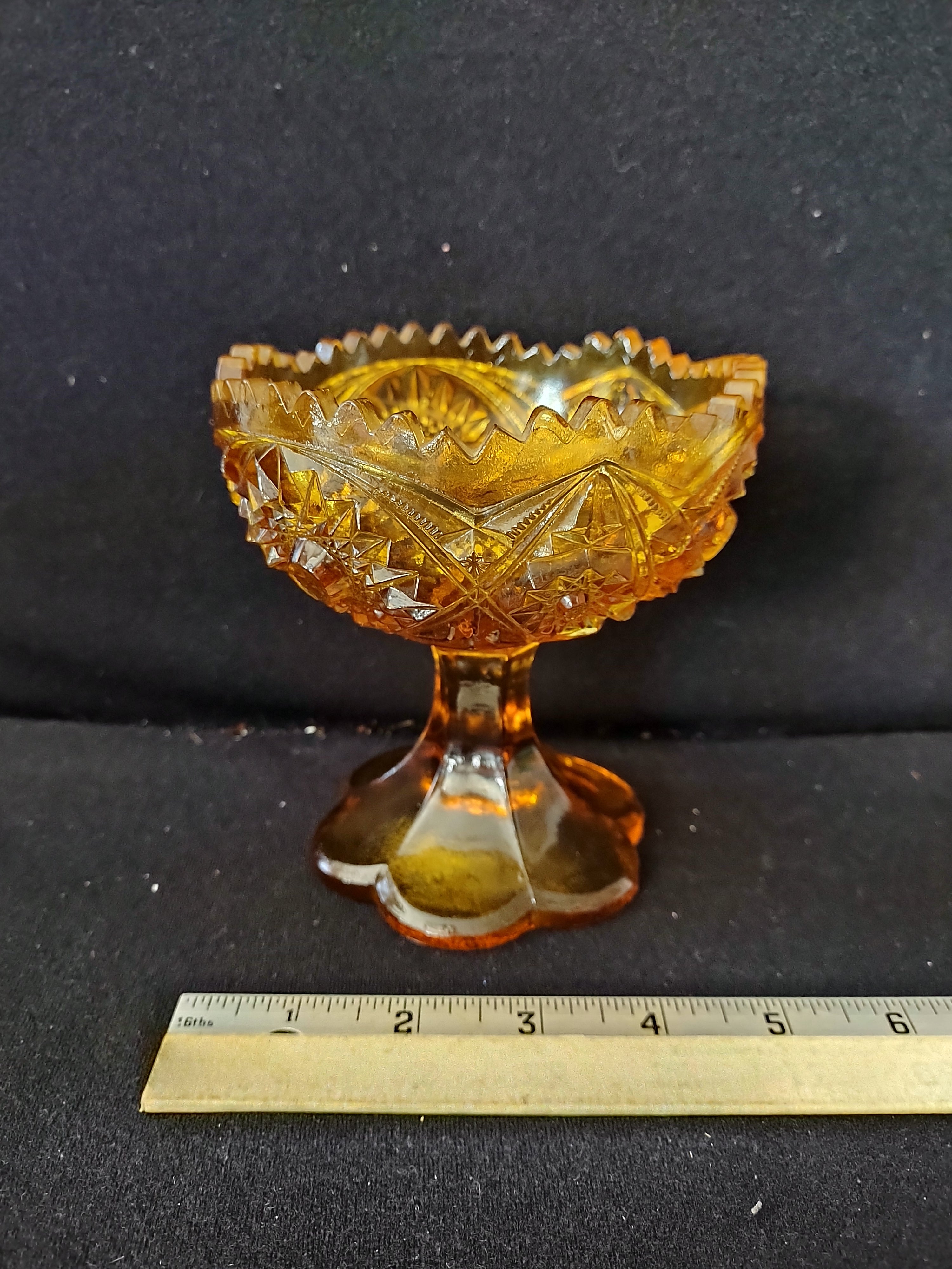 Vintage Kemple Wheaton Amber Glass Starburst Sawtooth Pedestal (Lot 3891)