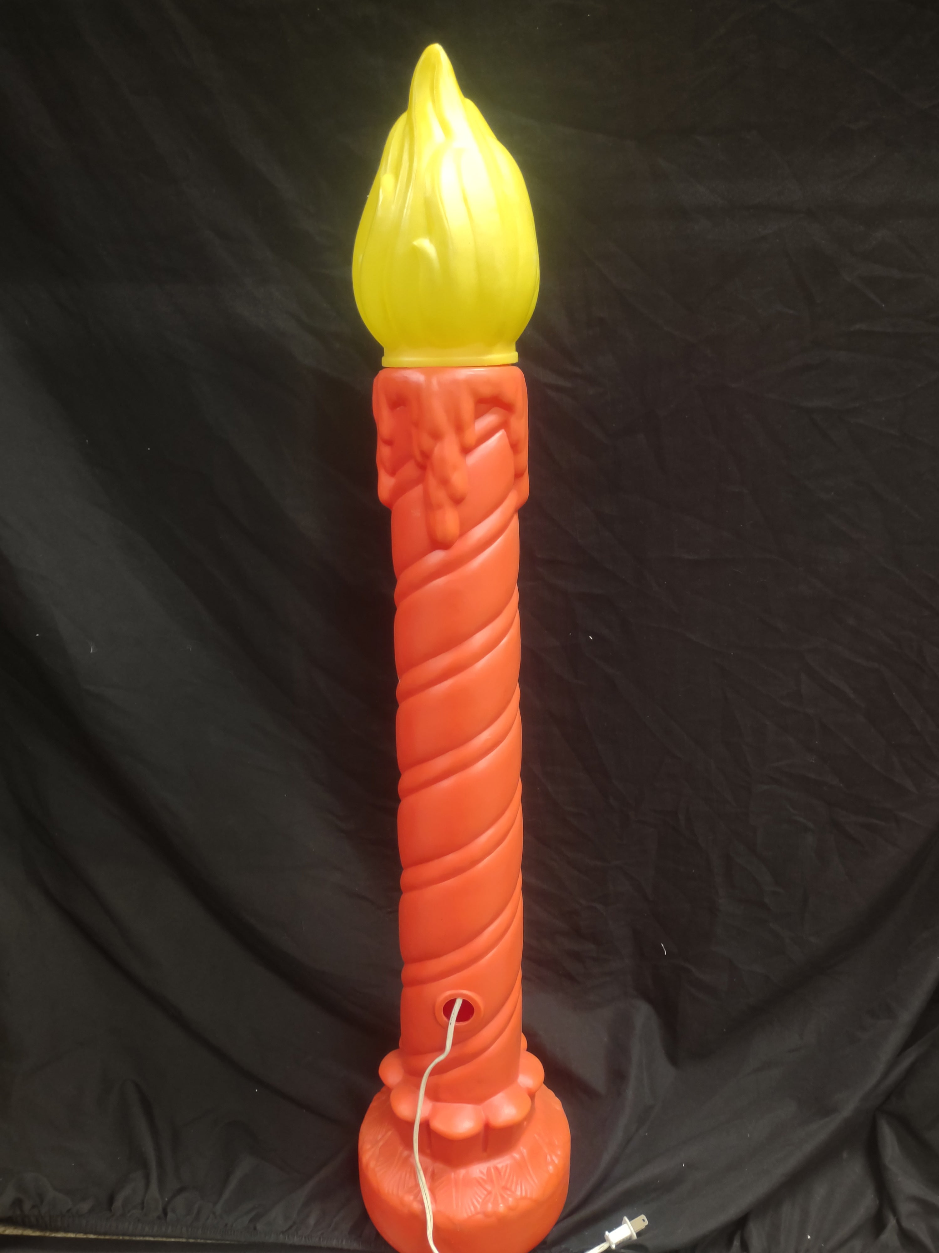 Vintage Christmas Blow Mold Candle Pine Cones Light Up 36" (lot 2320)
