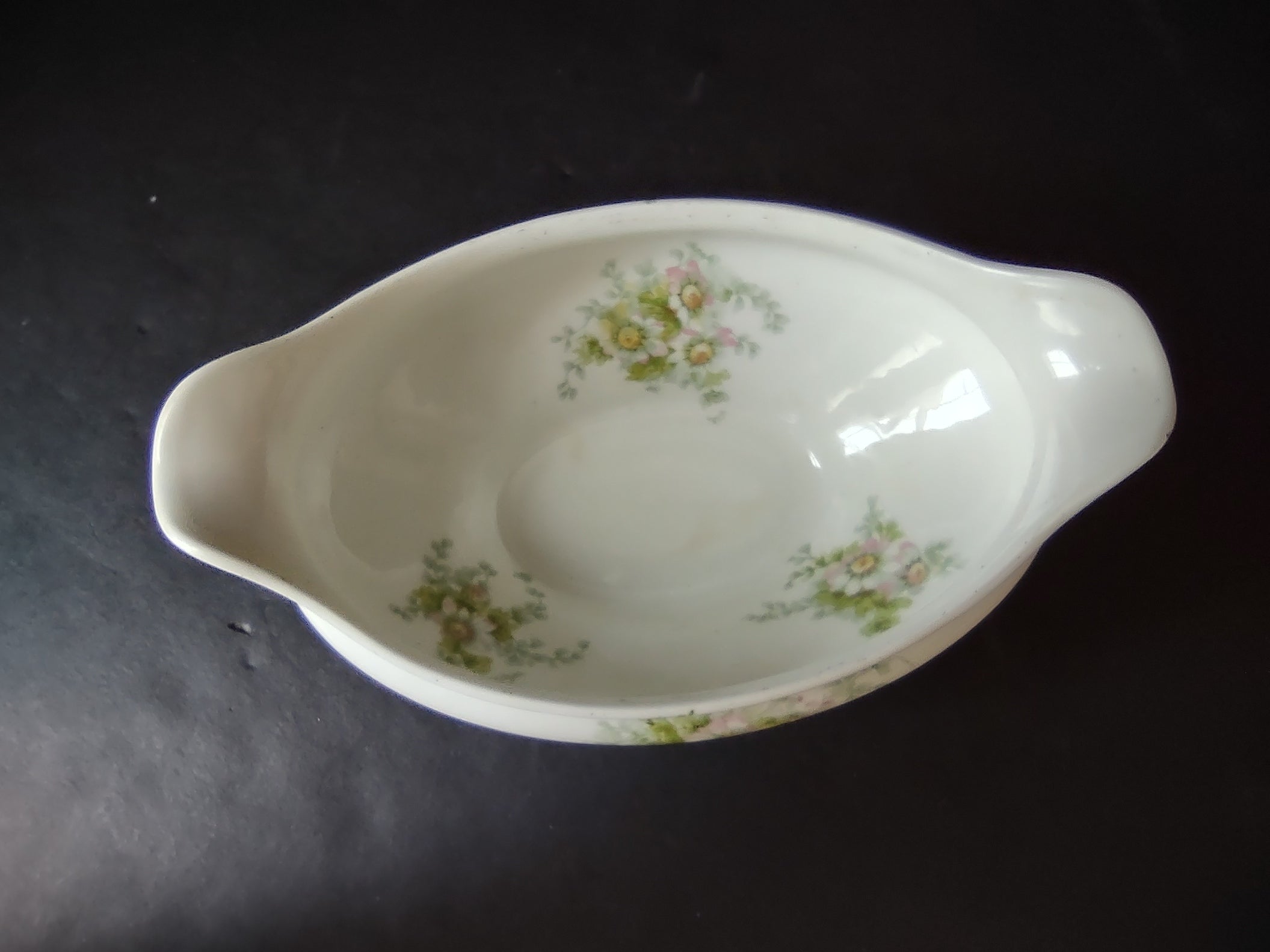 Haviland Limoges GDA Gravy Boat NO UNDERPLATE Pink Daisy Daisies (lot 877)