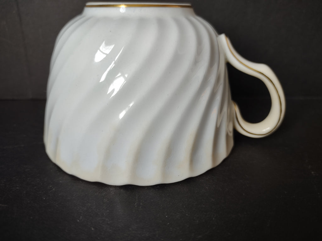 Vintage Minton England Bone China Cheviot Blue Tea Cup IMPERFECT (lot 5442)