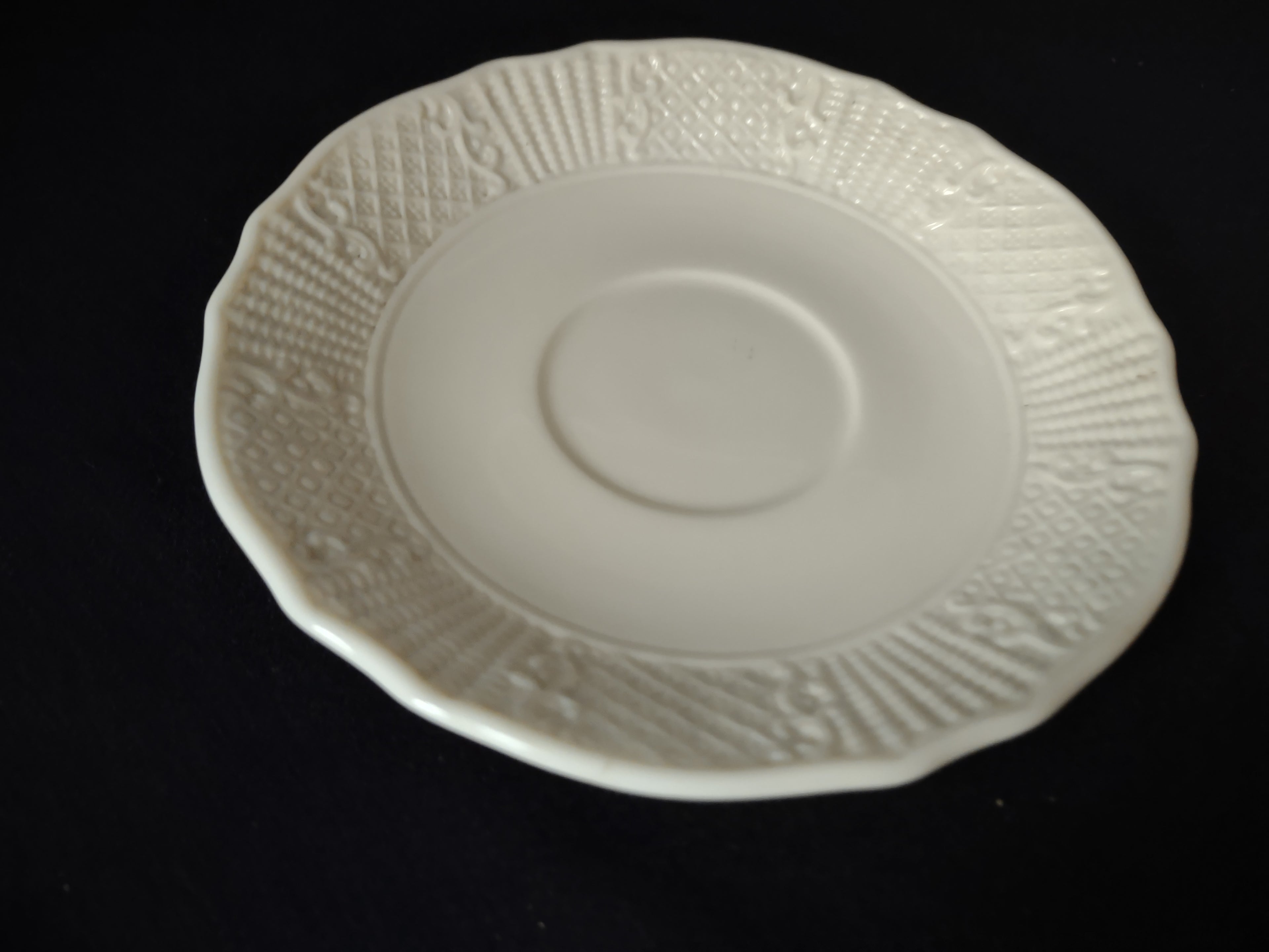 Vintage Lenox Washington Wakefield Saucer ONLY (lot 1821)