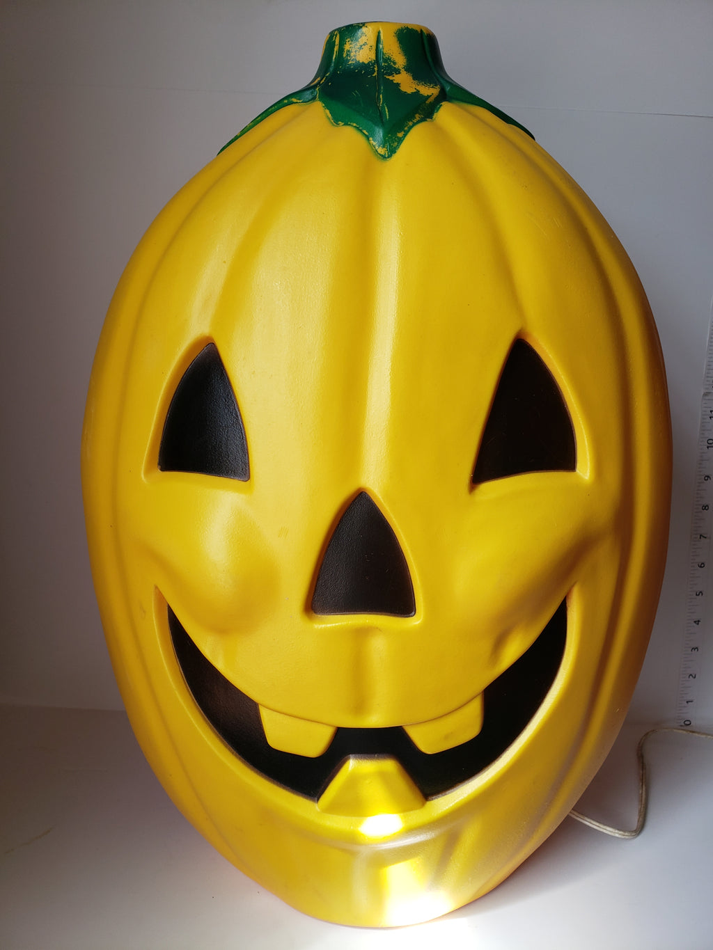 Halloween Plastic Jack O' Lantern Yellow Pumpkin Large Blow Mold 20" (lot 2213)