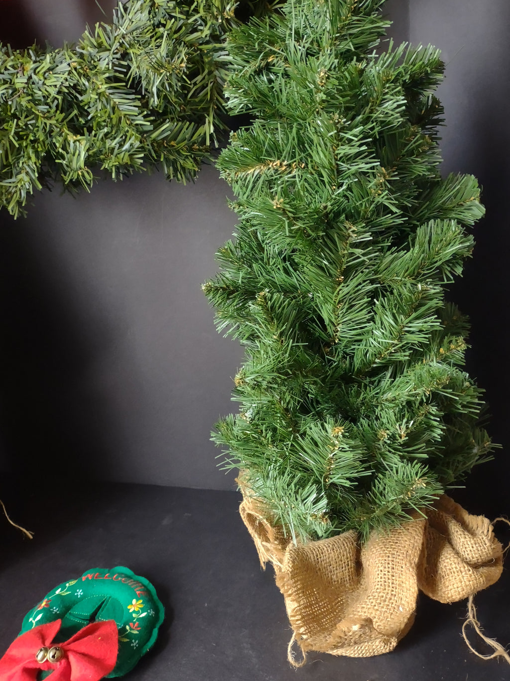 Christmas Artificial Tree Wreath Door Handle Ornament (lot 1222)