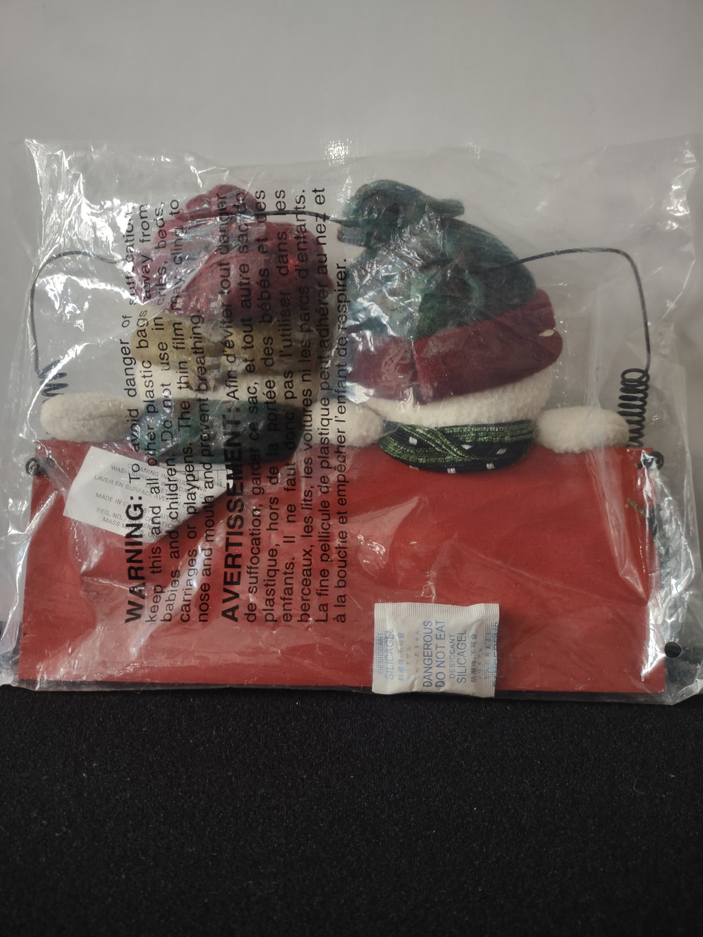 Christmas Winter Plush Snowmen Hats Scarves Welcome Wall Hanging (Lot 4621)