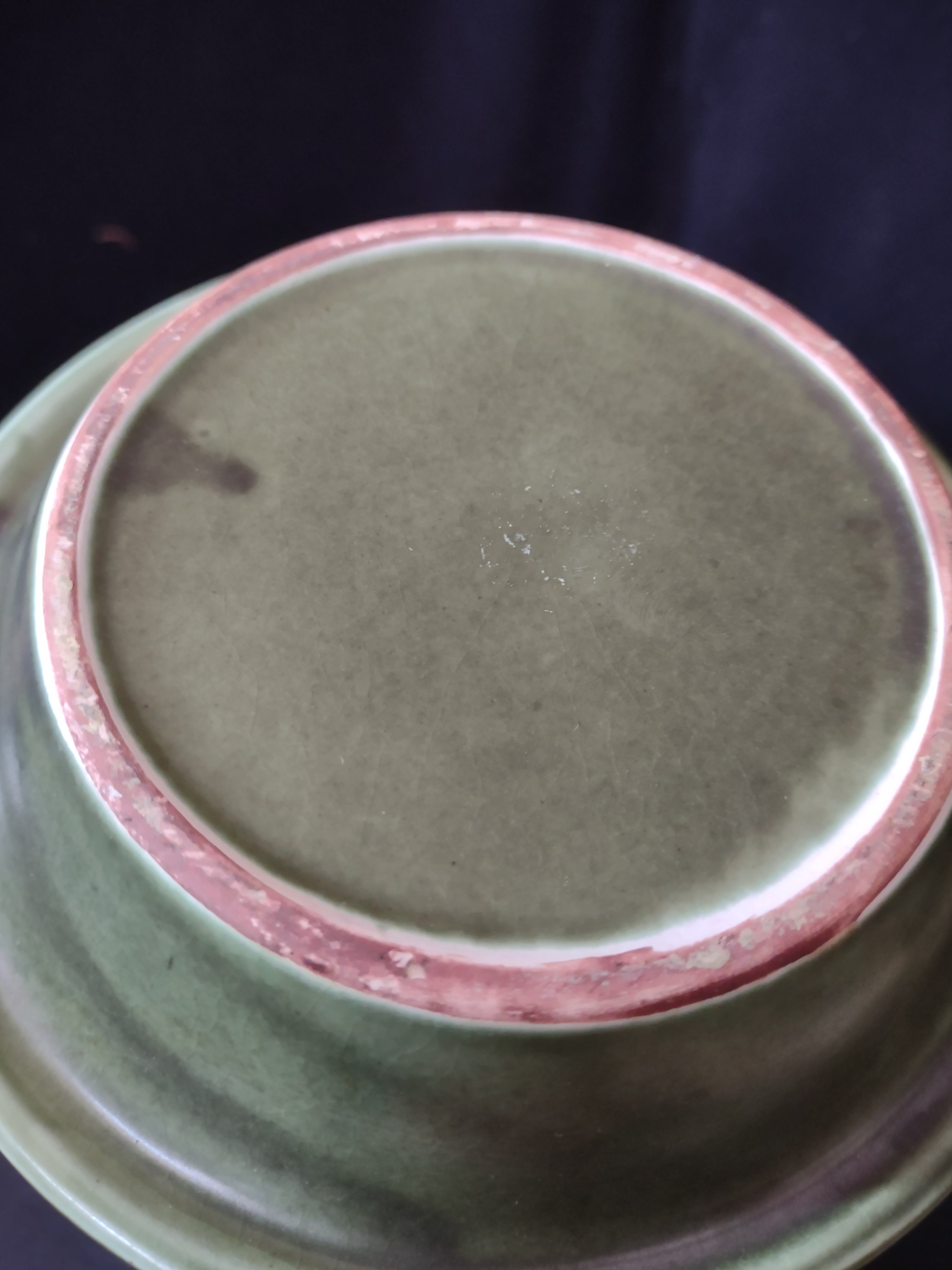 Vintage Stoneware Green Teapot Lily Pad Bamboo Handle (Lot 5319)