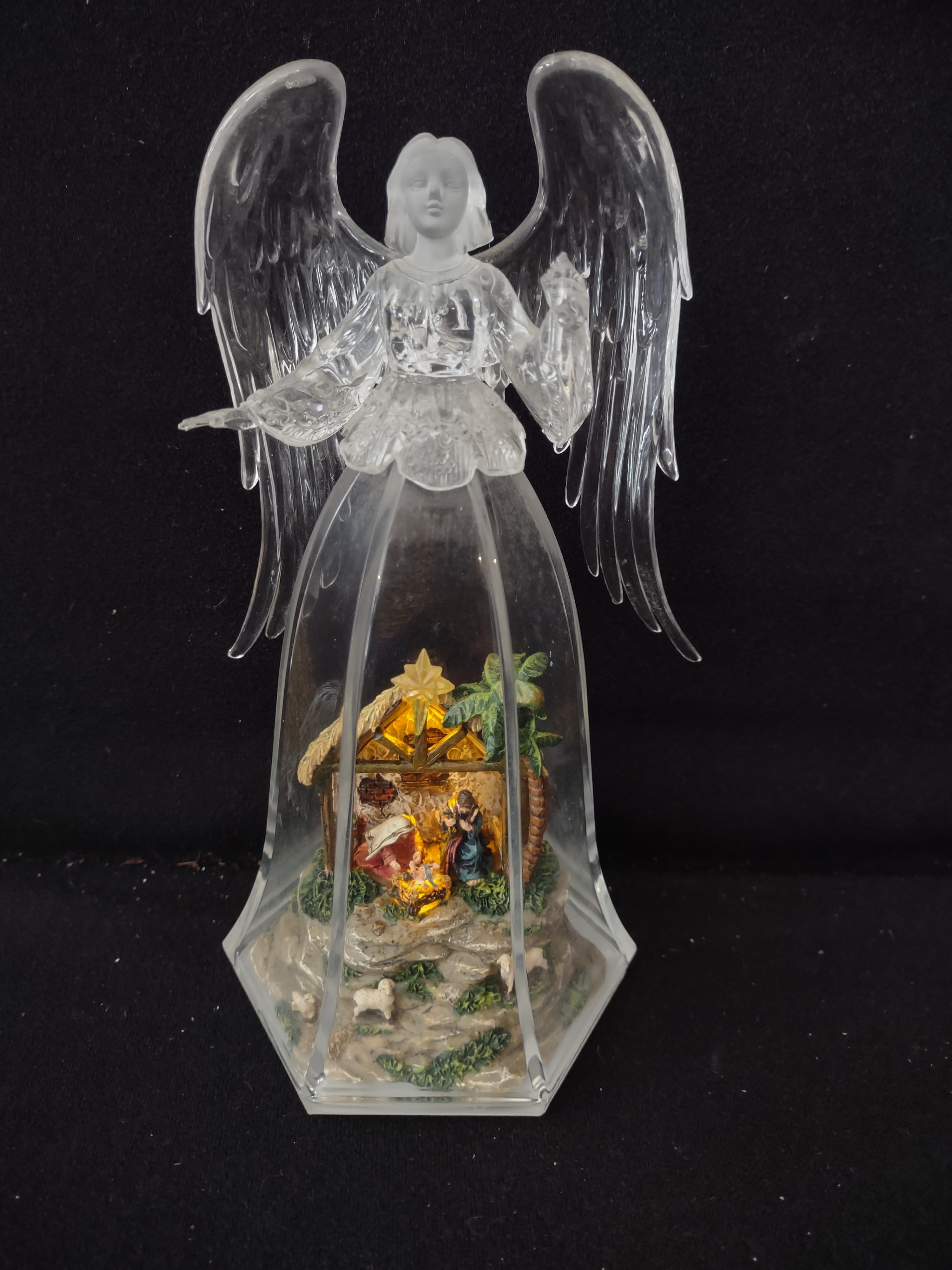 Vintage Christmas Plastic Angel Lighted Nativity Scene (Lot 3727)