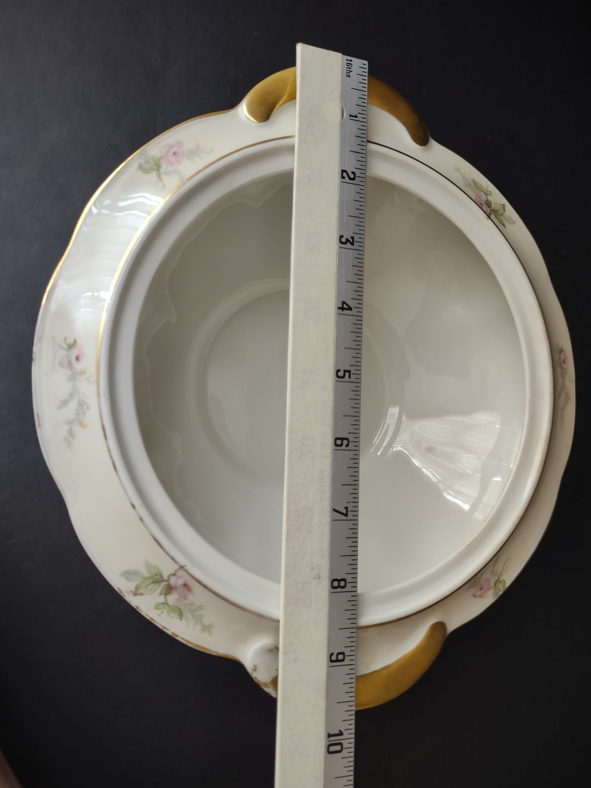 Haviland Limoges Round Soup Tureen Serving Bowl NO LID Roses (lot 820)