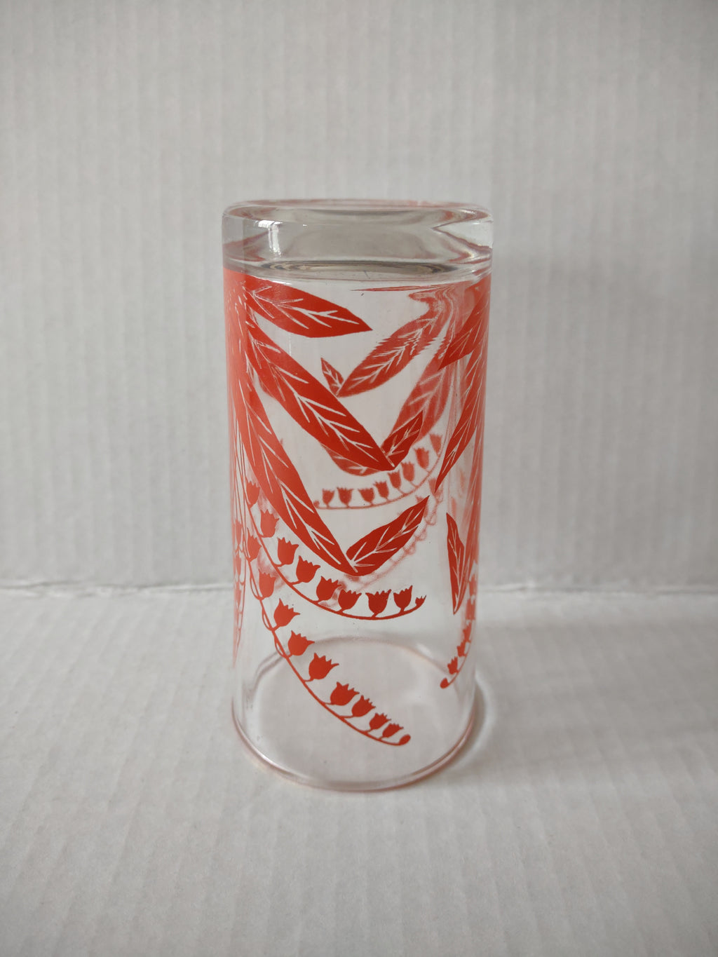 Vintage MCM Lilly of the Valley Red Drinking Tumbler Glass x 2 (lot 5163)
