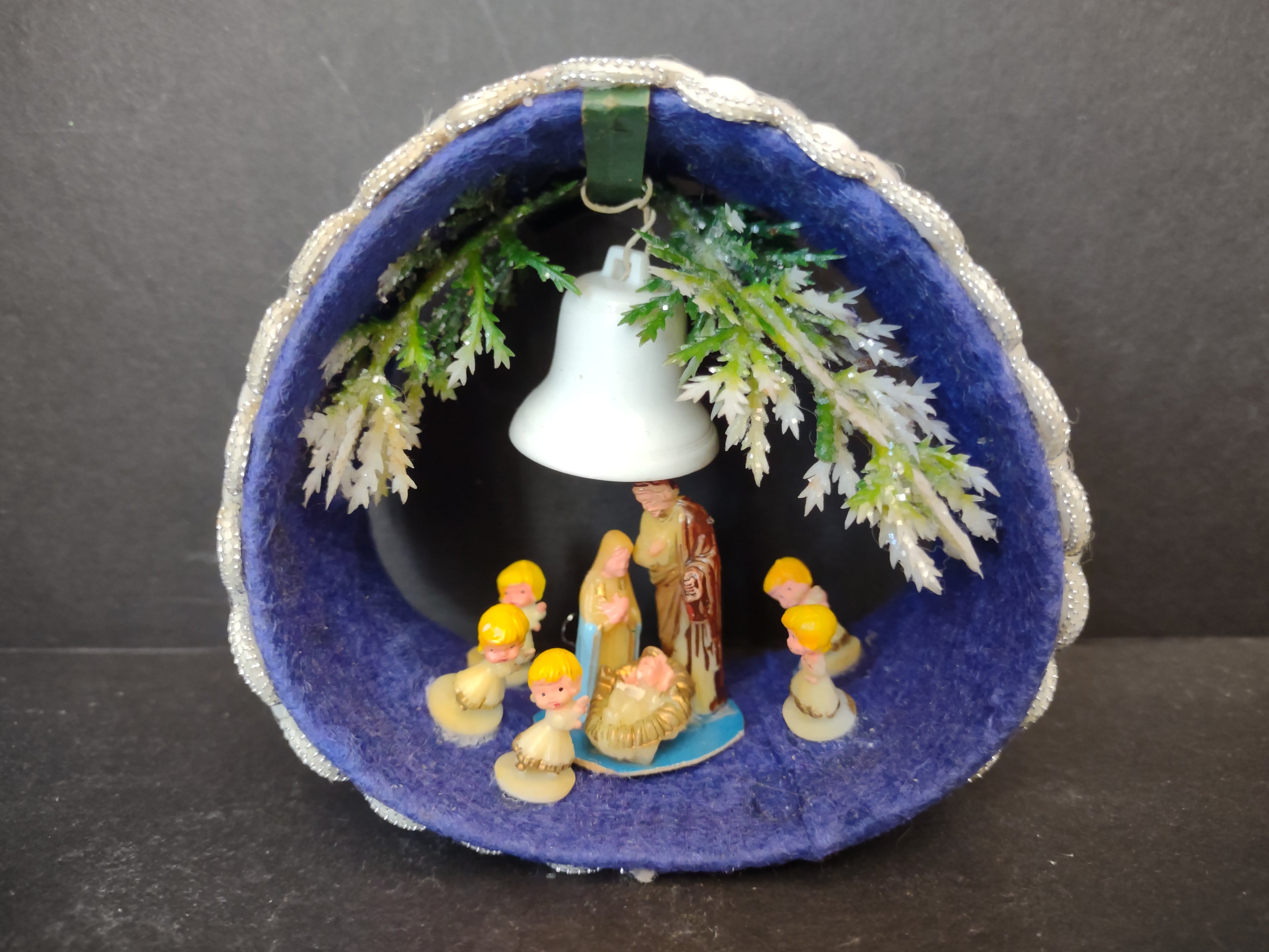 Very Vintage Christmas Handmade Ornament Nativity Scene Bell (lot 3166)