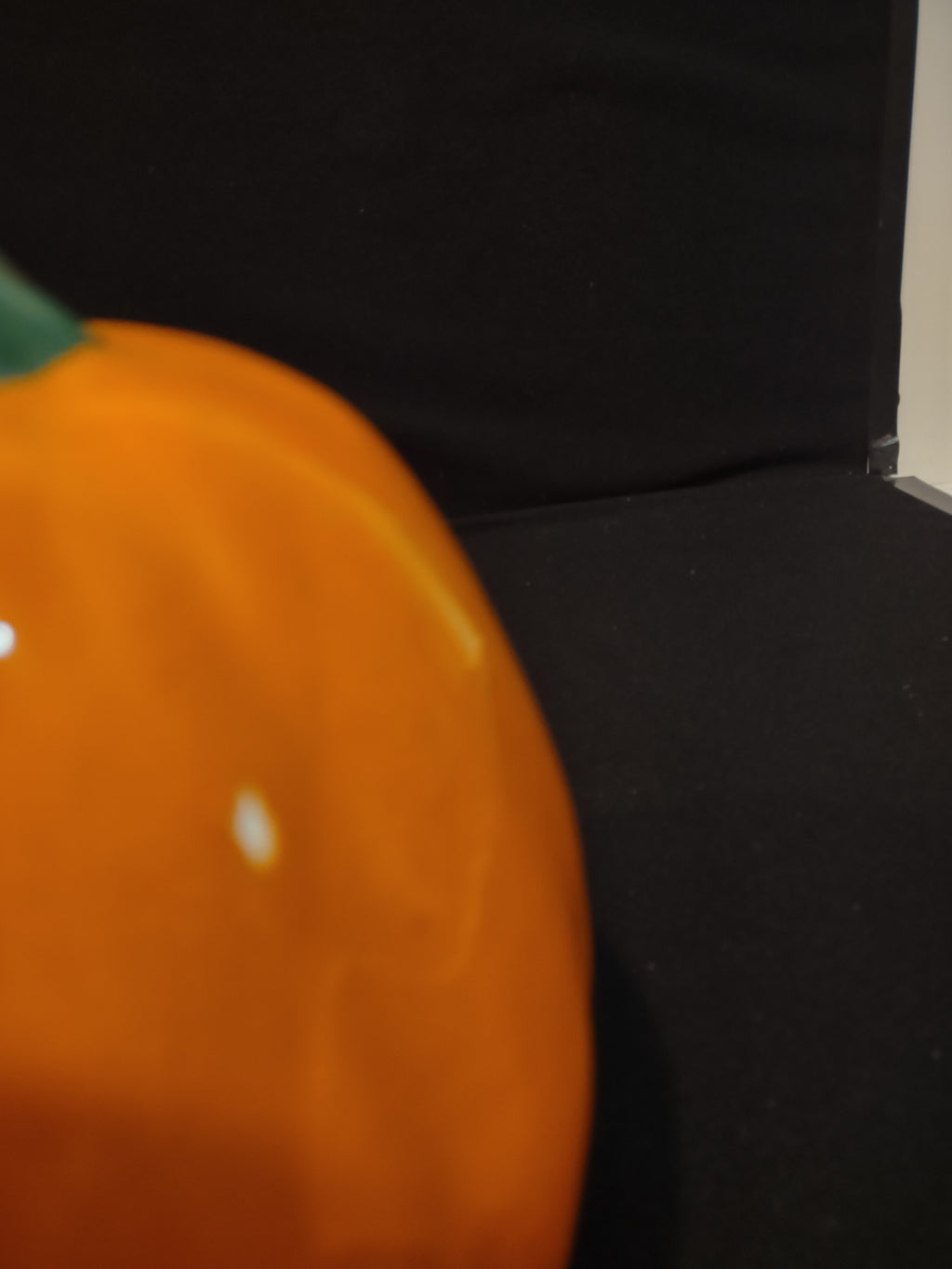 Vintage Ceramic Lighted Smiling Pumpkin (Lot 3109)
