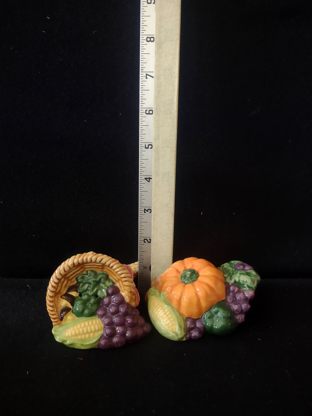 Brinn Ceramic Thanksgiving/Fall Cornucopia Pumpkin Salt Pepper Shakers (Lot 3447