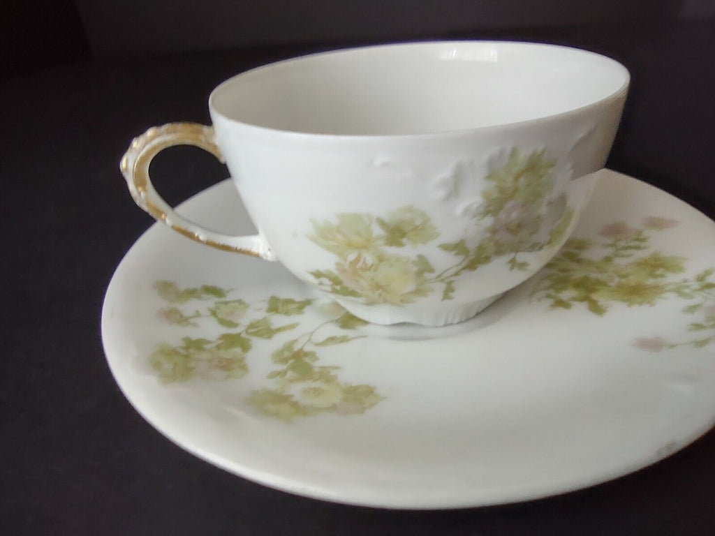 JP Limoges France Porcelain Teacup & Saucer Green Flower Gold Handle (lot 734)