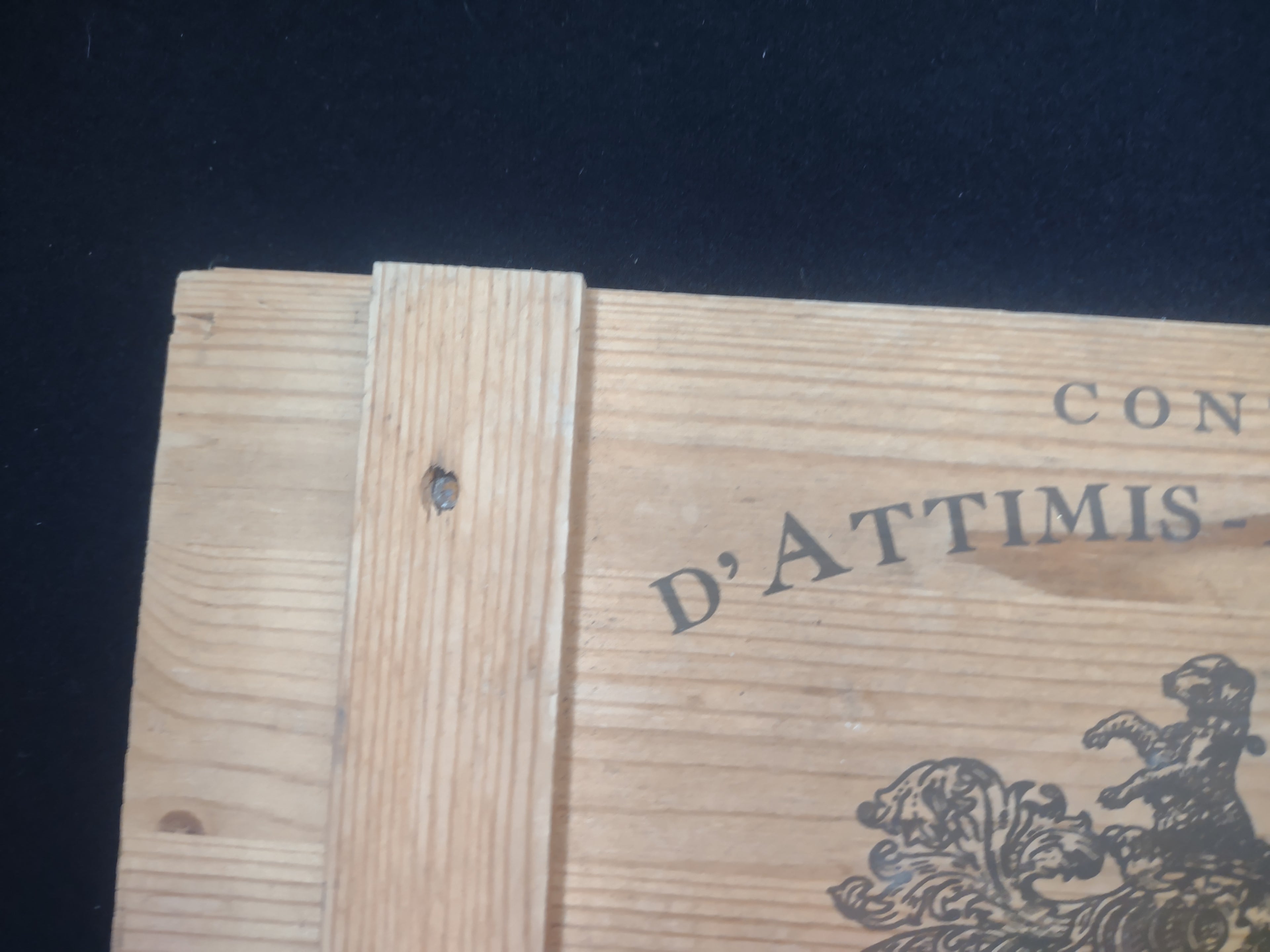 Conte d'Attimis-Maniago Wooden Wine Sign Wall Art 13"x 10-1/2"(lot 2660c)