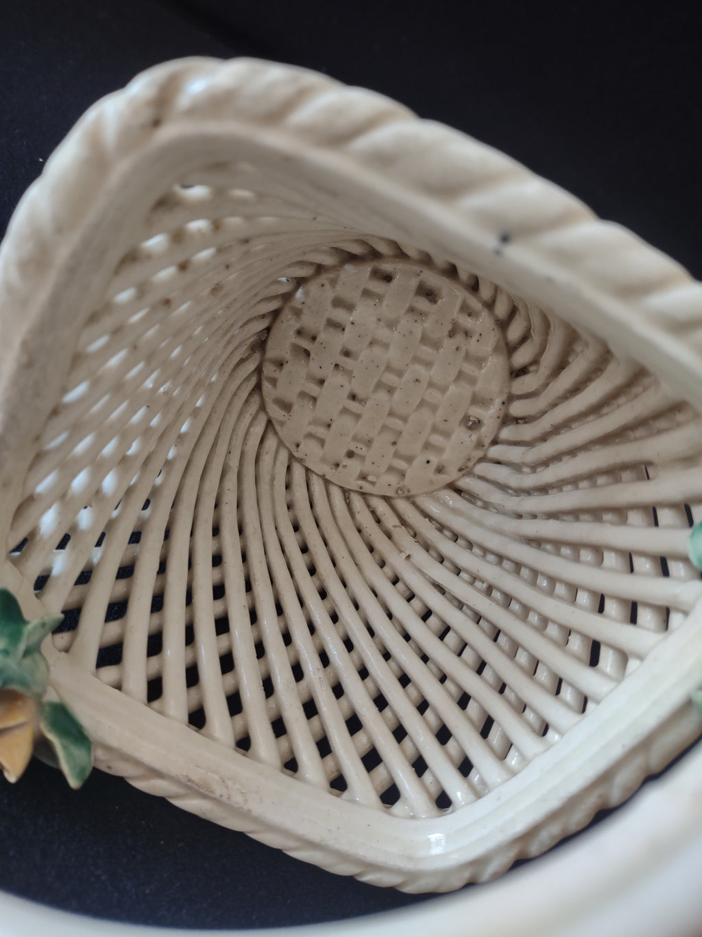 Vintage Ceramic Reticulated Small Basket Roses Made in Italy (lot 5525)