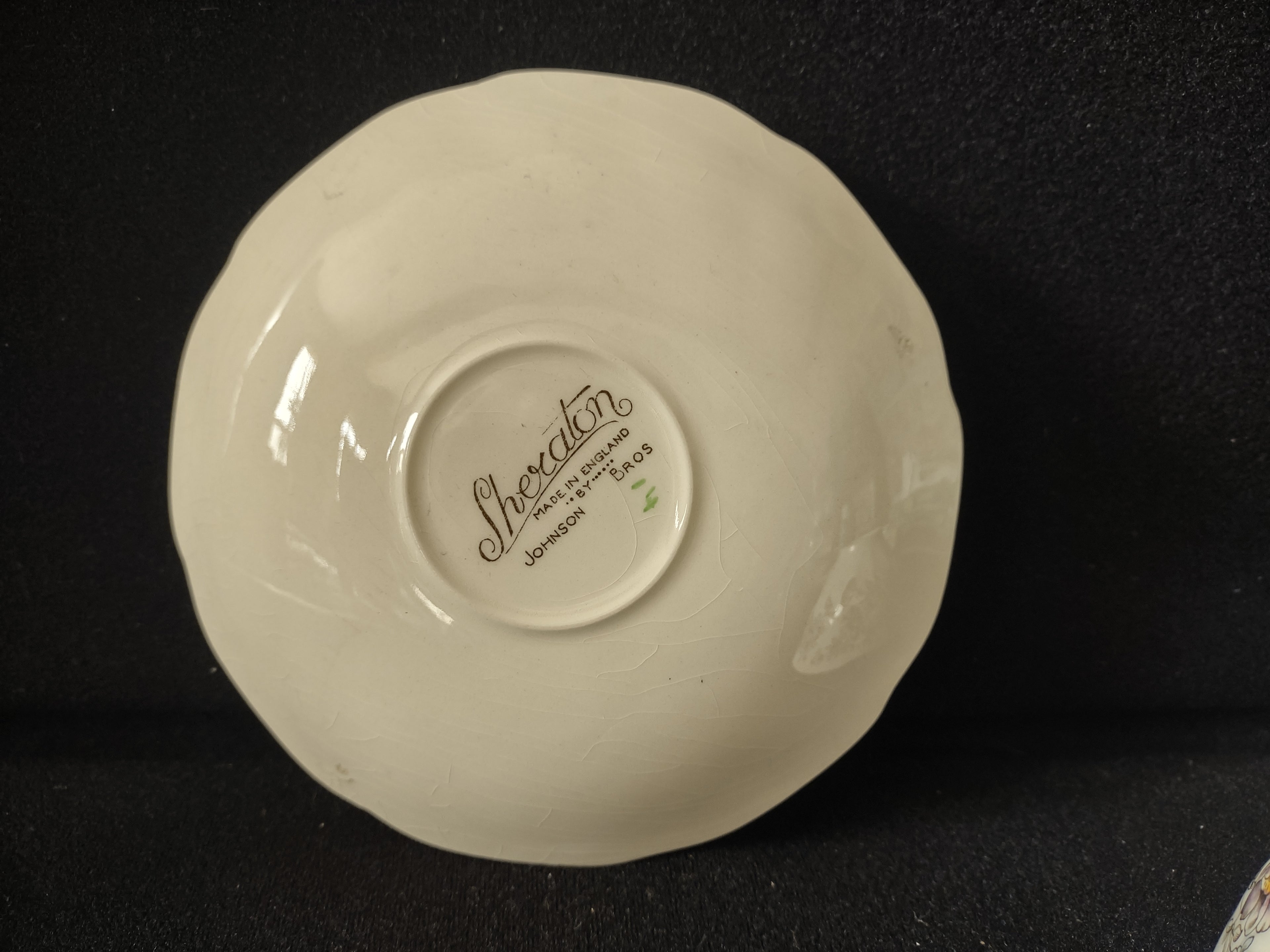 Vintage Johnson Bros Sheraton Ironstone England Saucer (lot 5620)