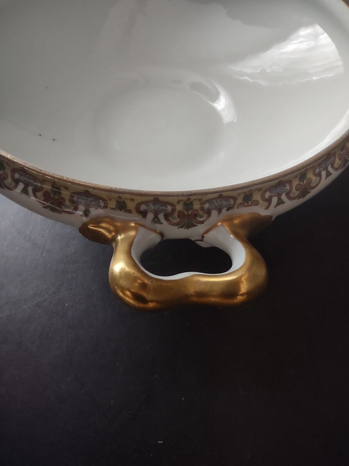 Wm Guerin France Limoges Round Soup Tureen Yellow Gold Trim (lot 532)