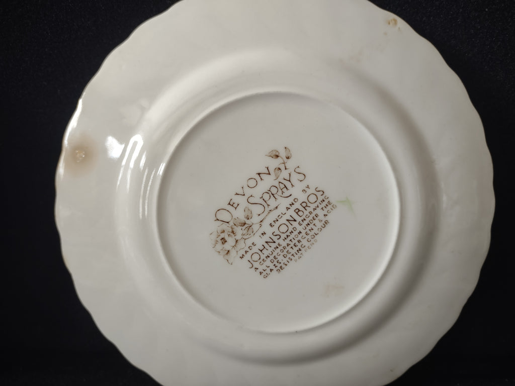 Vintage Johnson England Ironstone Devon Sprays Small 6-1/2" Plate x 4 (lot 5599)