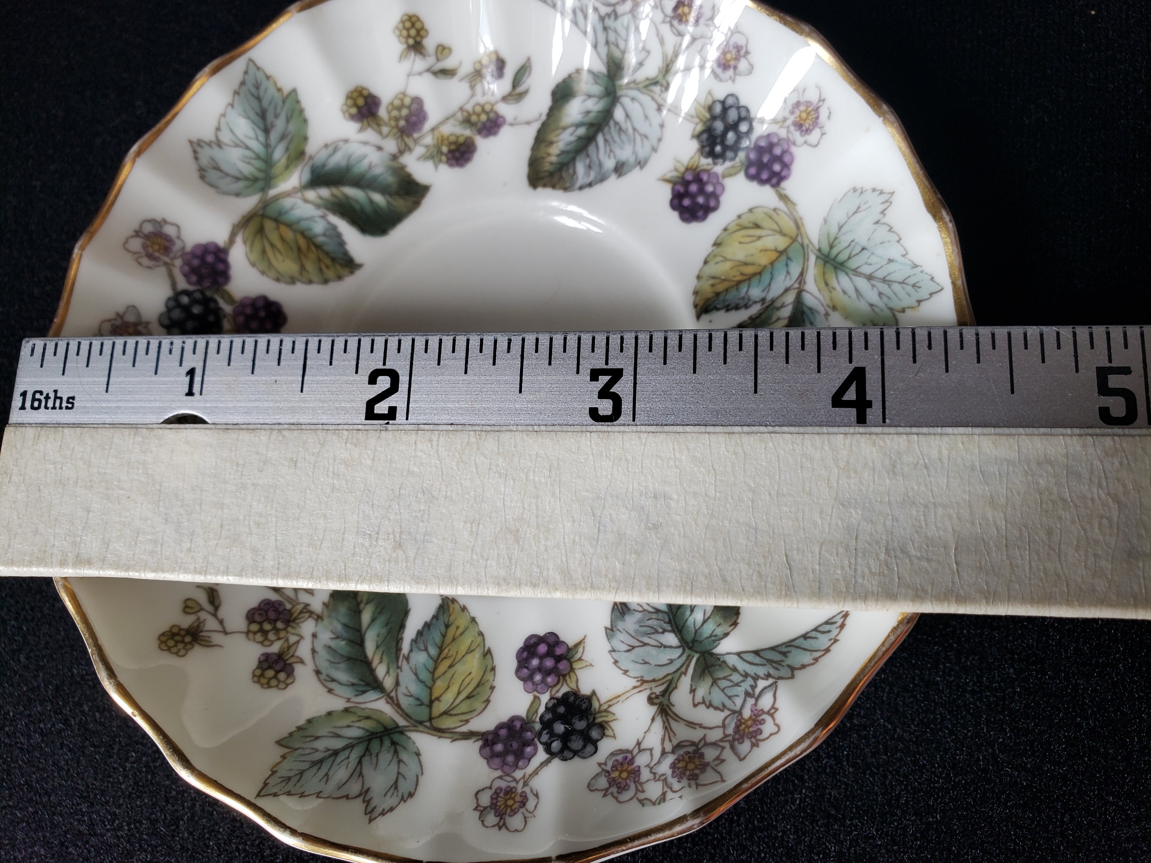 Vintage Royal Worcester Lavinia Saucer Berry Design 4-1/2" (lot 2064)