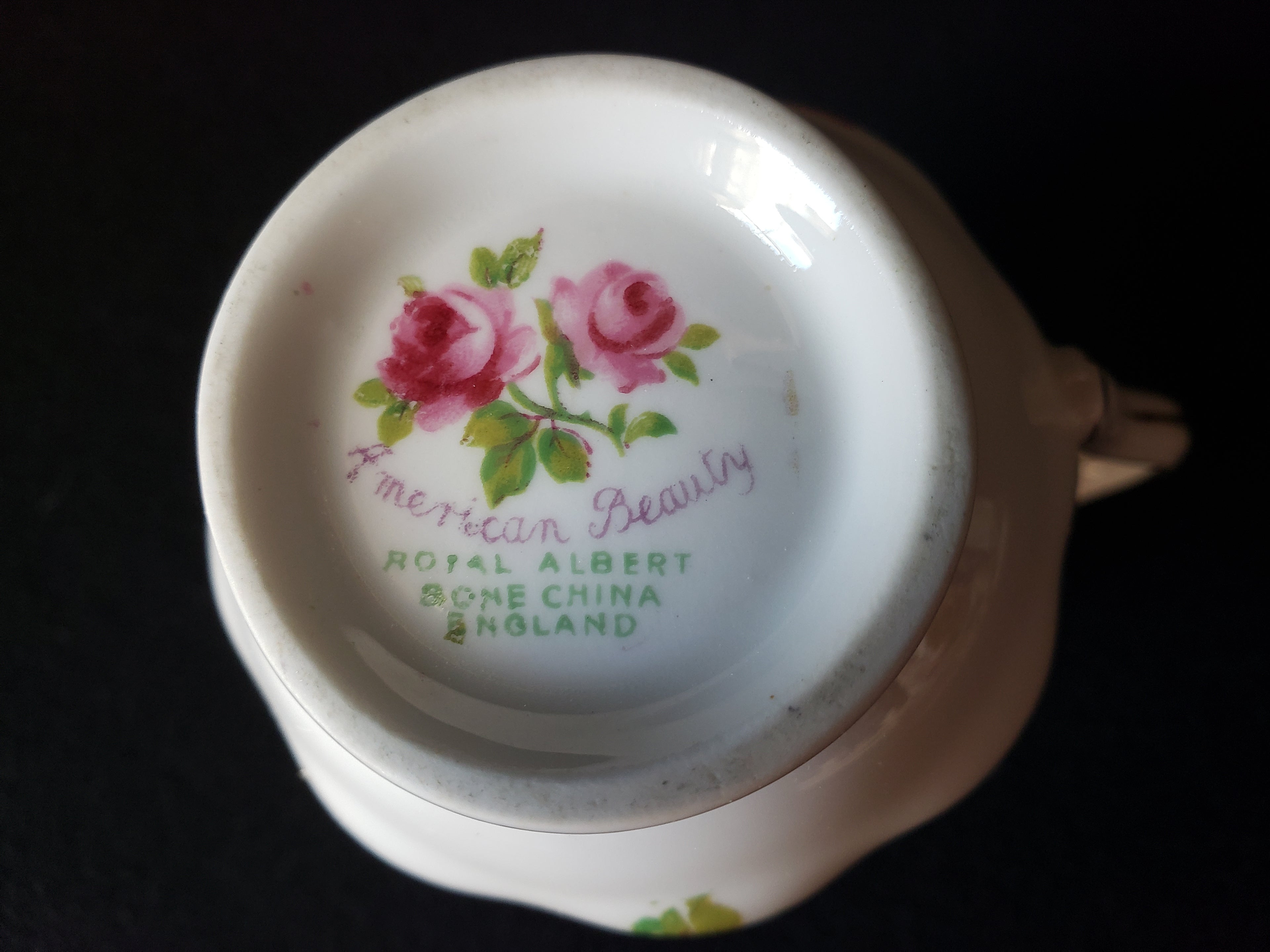 Vintage Royal Albert American Beauty Creamer (lot 2046)