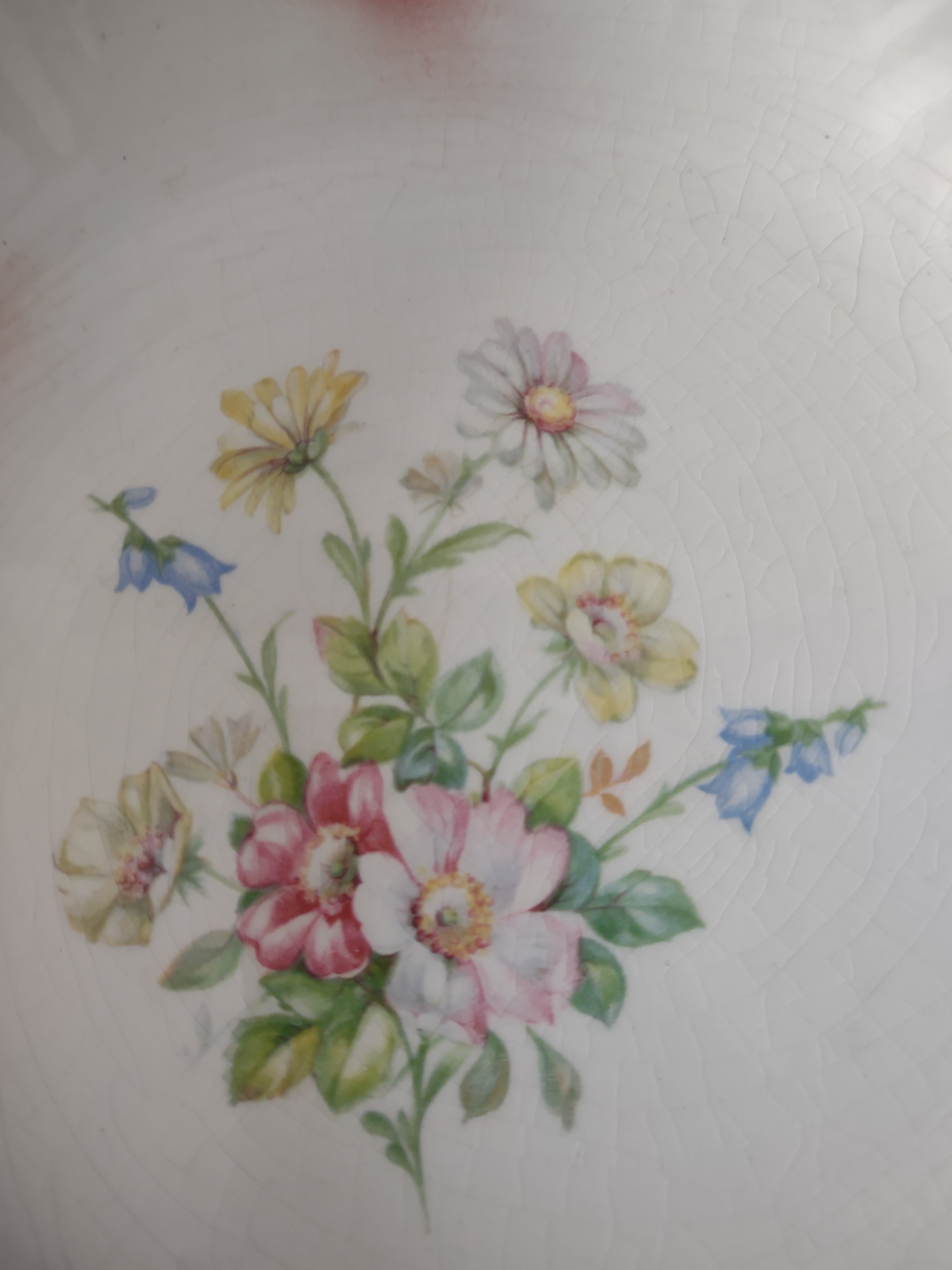 Vintage 9.5" Serving Bowl Scalloped Edge Gold Maroon Trim Floral (Lot 5045)