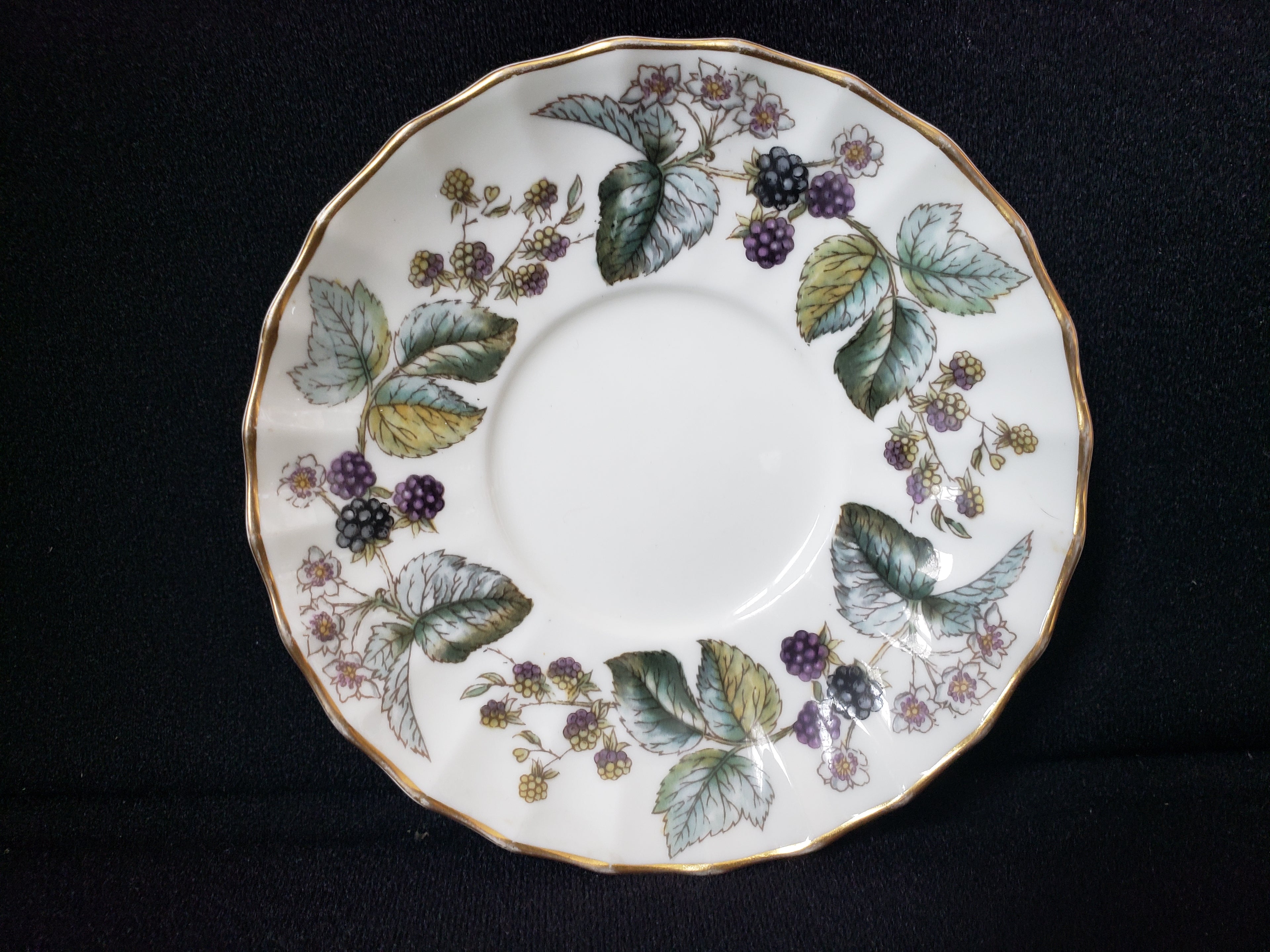 Vintage Royal Worcester Lavinia Saucer Berry Design 4-1/2" (lot 2064)