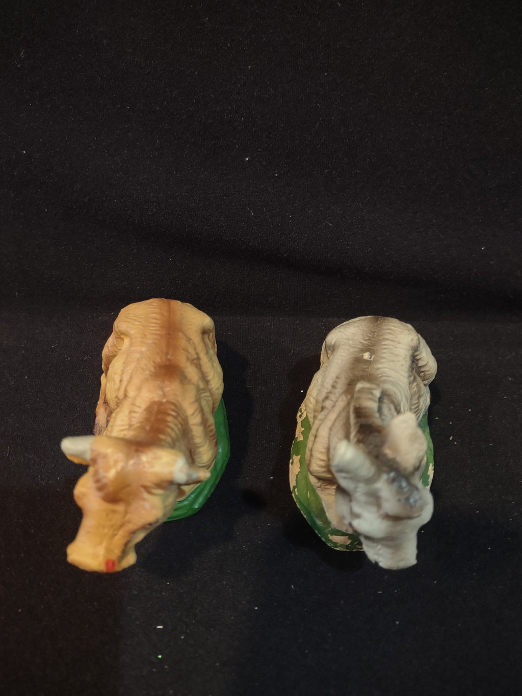 Vintage Christmas Nativity Cow Donkey (Lot 4221)