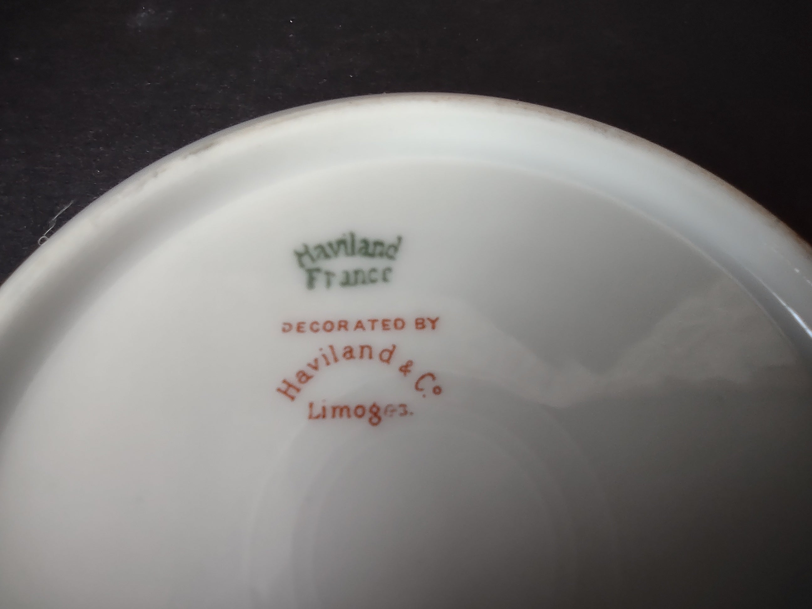 Haviland Limoges Small Bowl 5" Gold Trim French Chic (lot 989)