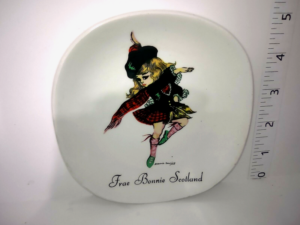030 Collectible Brownie Downing J.H. Weatherby & Sons Frae Bonnie Scotland Plate