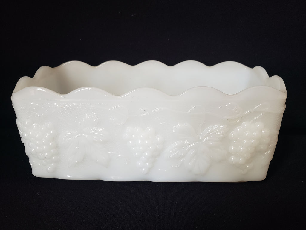 Vintage Anchor Hocking Milk Glass Planter Grape Pattern Rectangle (lot 2217)
