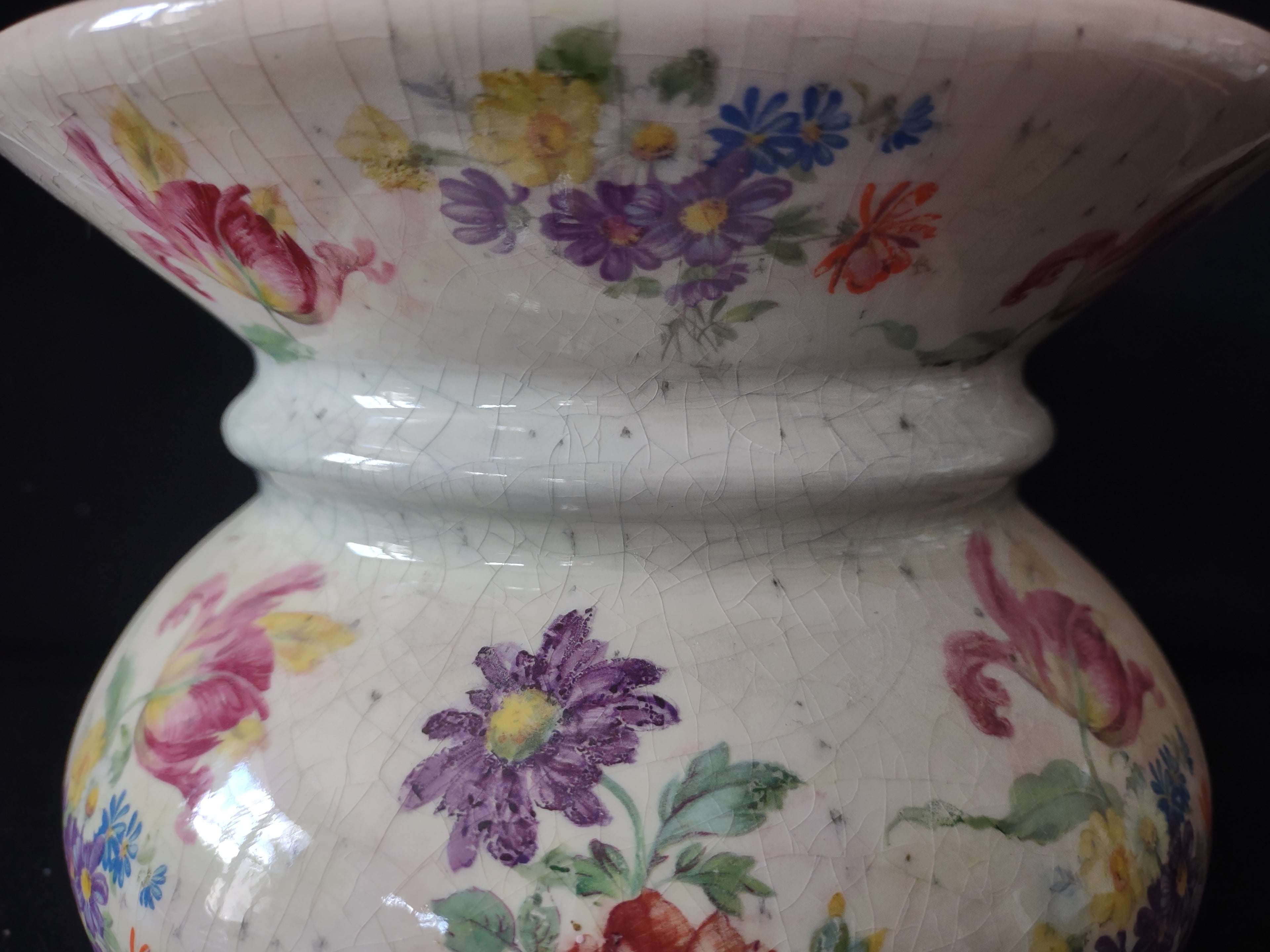 Vintage Floral Round Vase Heavy Crazing Aged Cottage (lot 5522)