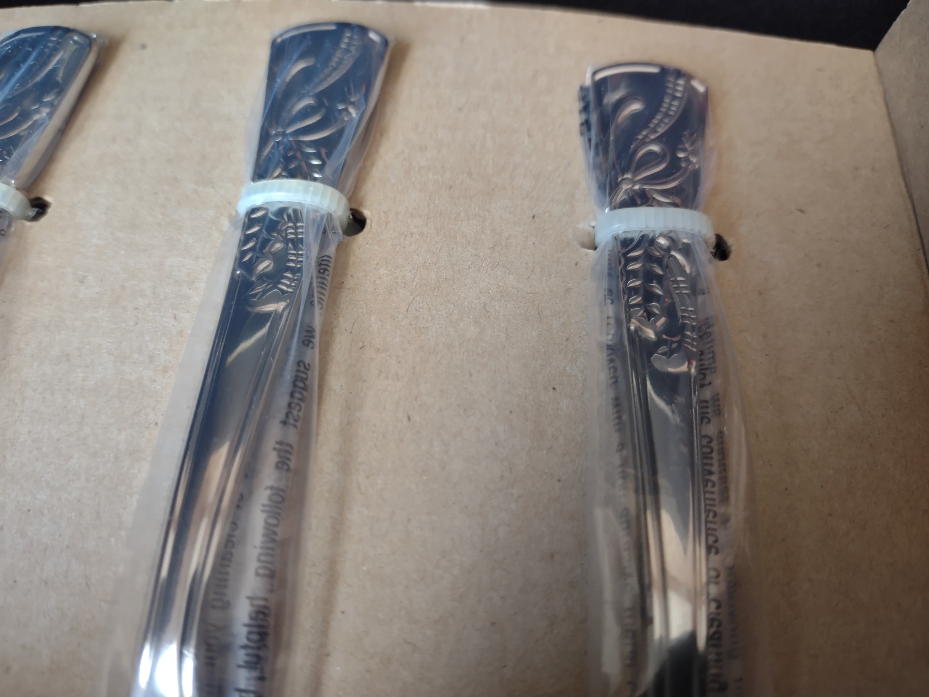 Lenox Christmas Holiday Set of 4 Spreaders (lot 1667)