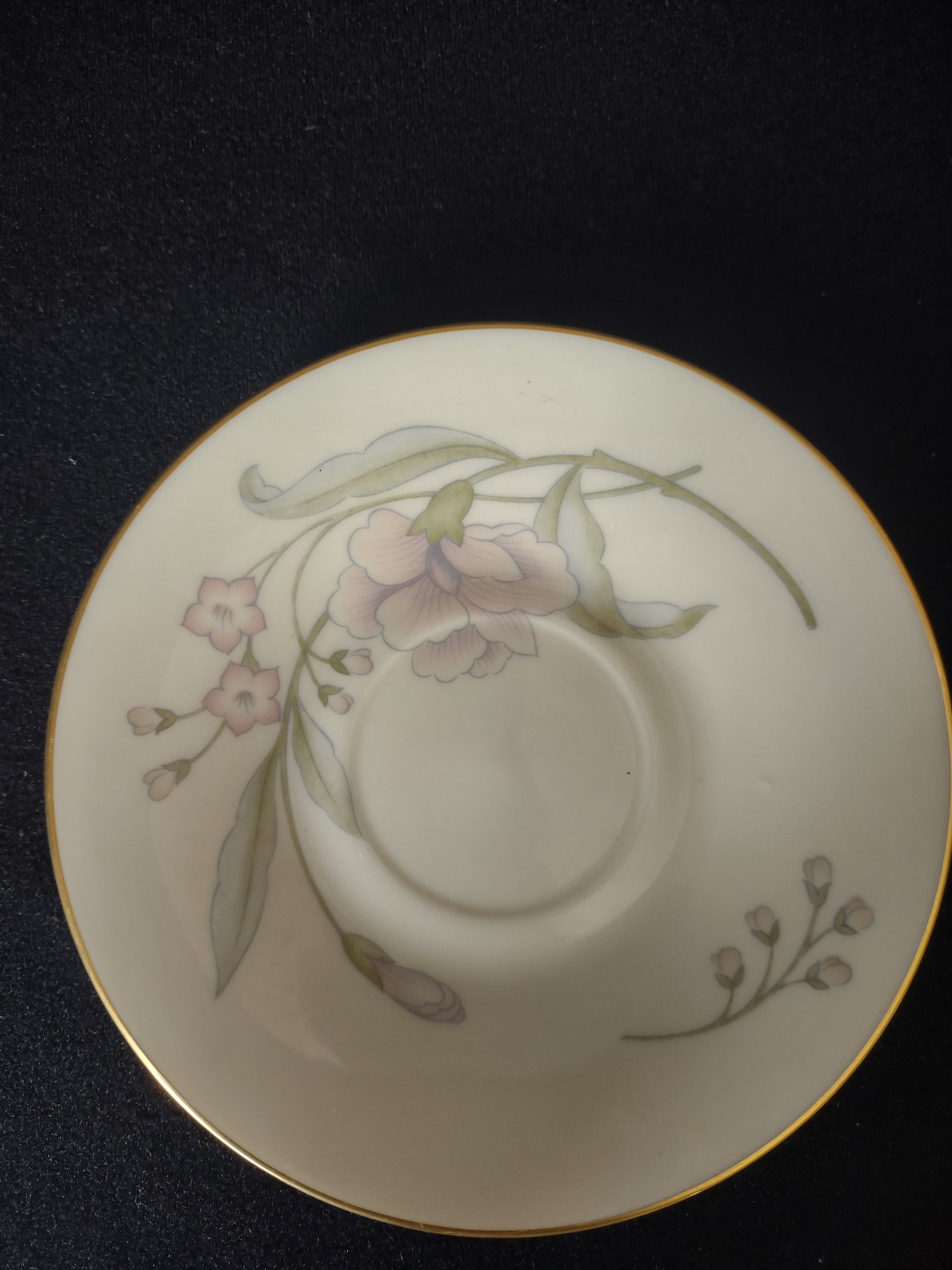 Vintage Lenox Heirless Saucer ONLY (lot 1875)