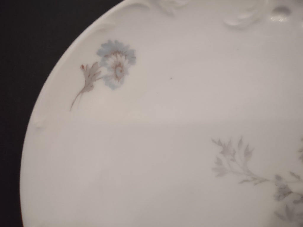A L Limoges Set Luncheon & Dessert Plate Blue Daisy Flower (lot 1086)