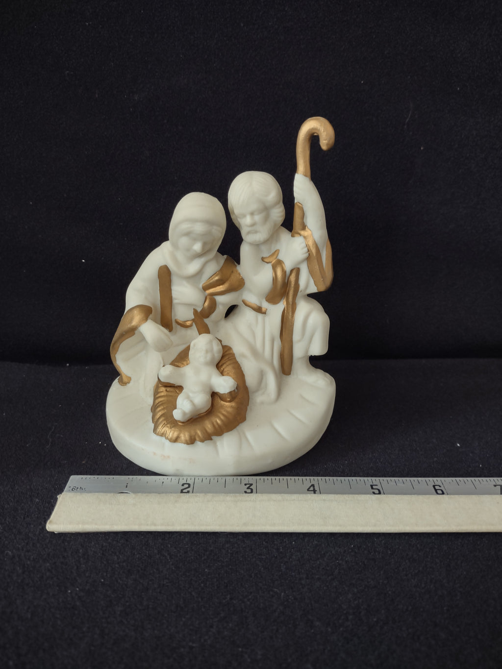 Christmas Holy Family Nativity Mary Joseph Baby Jesus Figurine (Lot 4039)