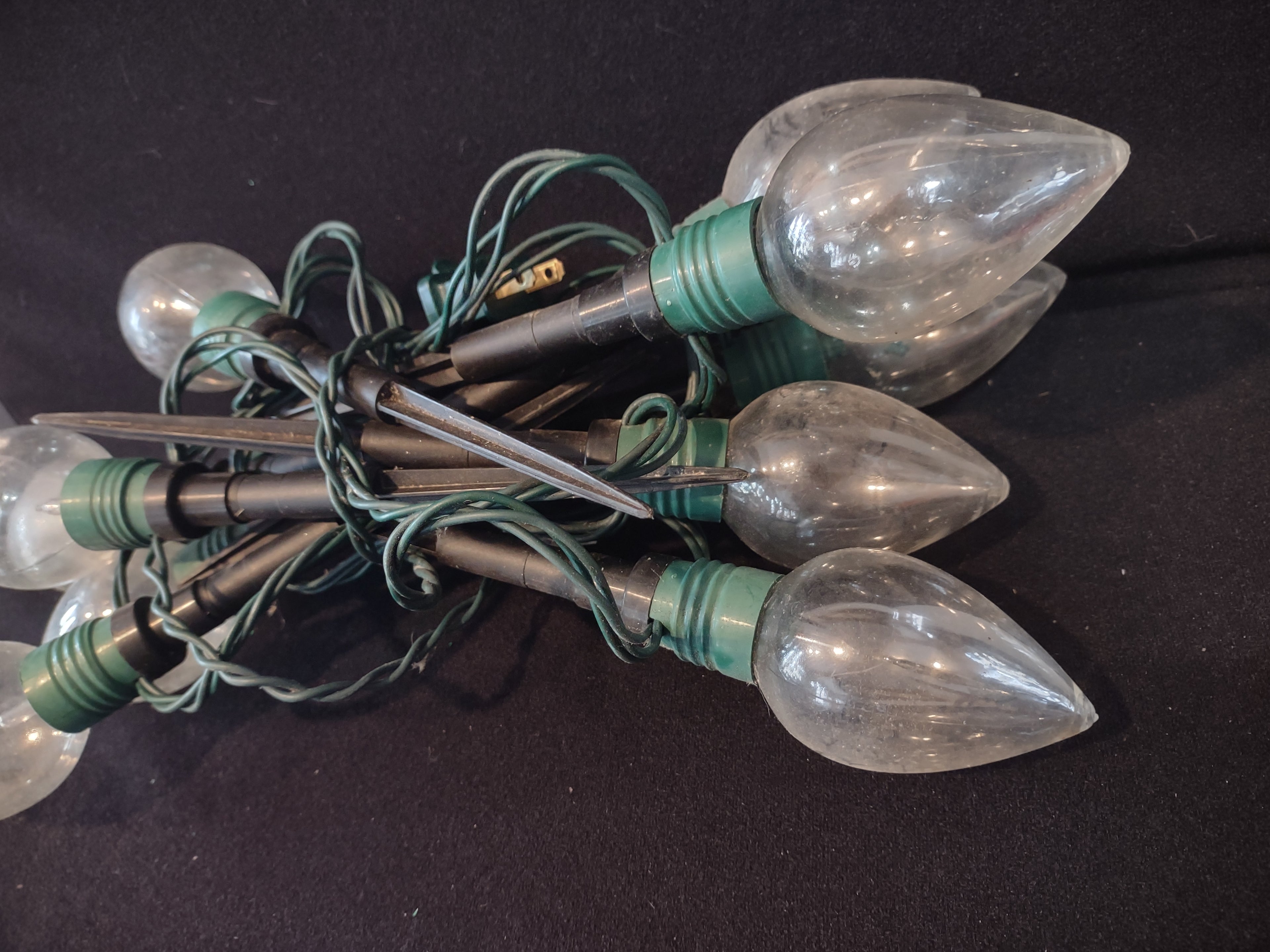 Christmas Pathway String Stake Lights 7 Ft 10 Lights Large Clear Bulb (lot 3286