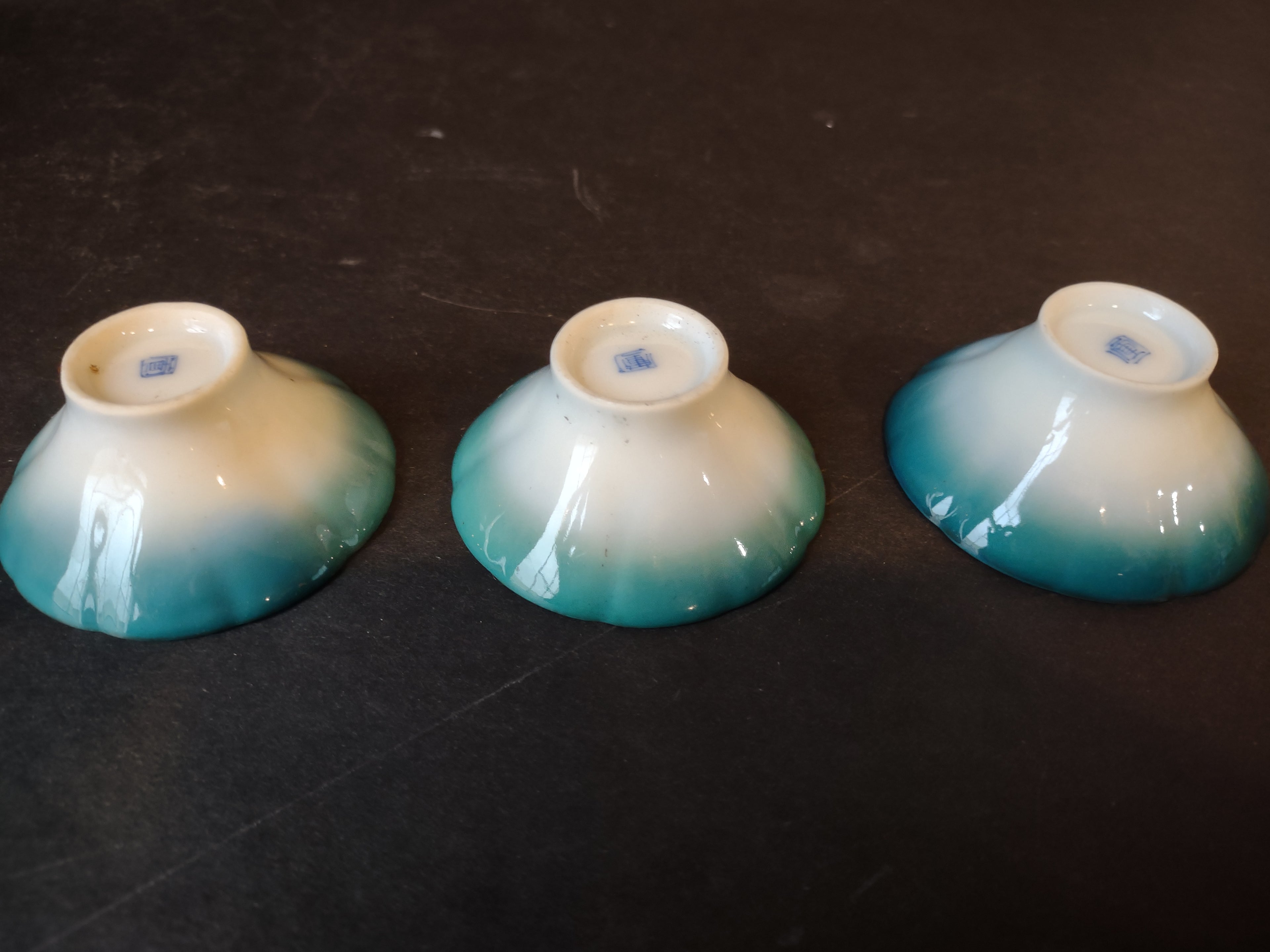 Vintage Chinese Ceramic Condiment Dish x 3 Green White (lot 5355)