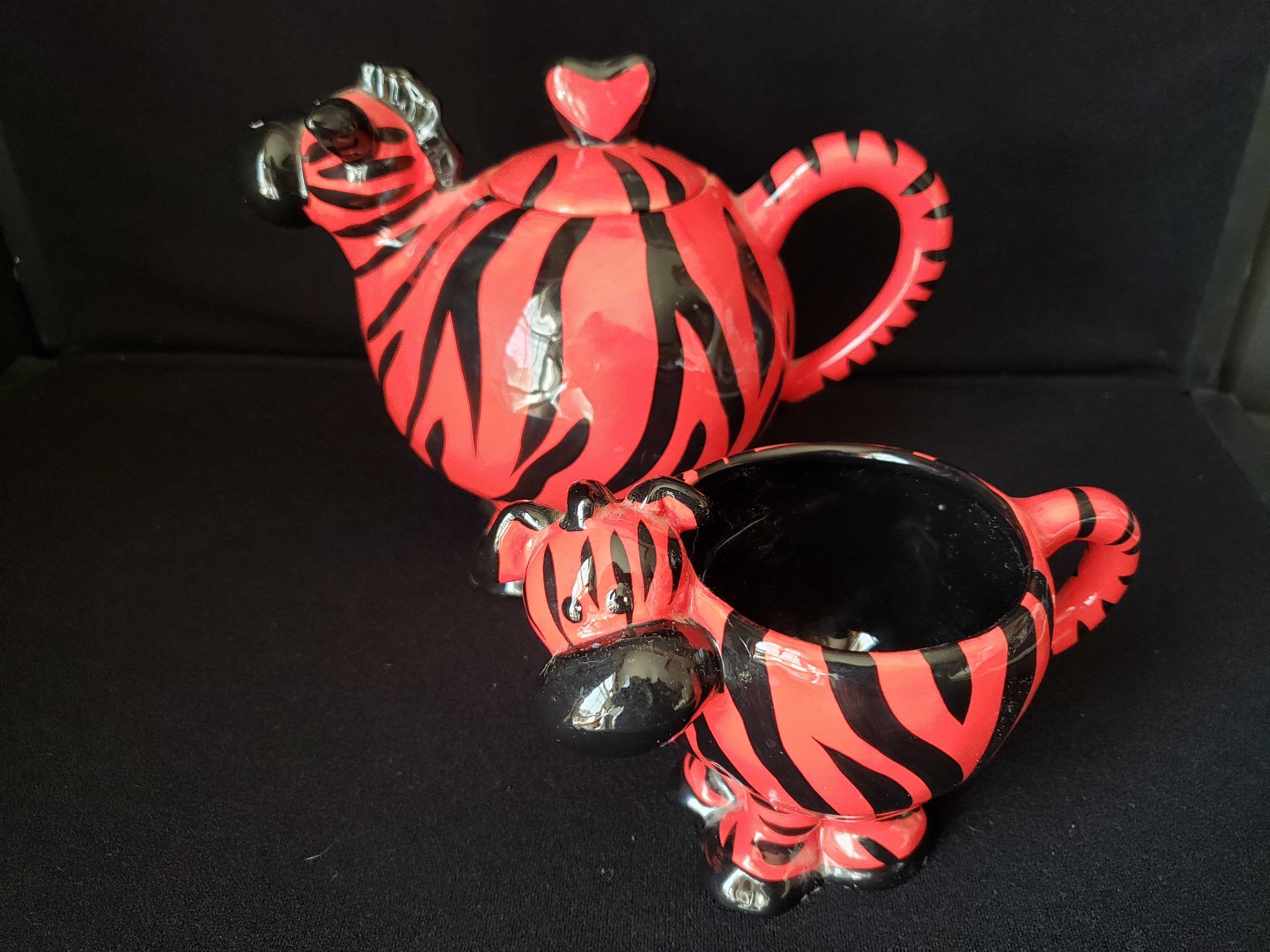 Whimsical Child Kid Collectible Red Zebra Teapot and Tea Cup (lot 2167)