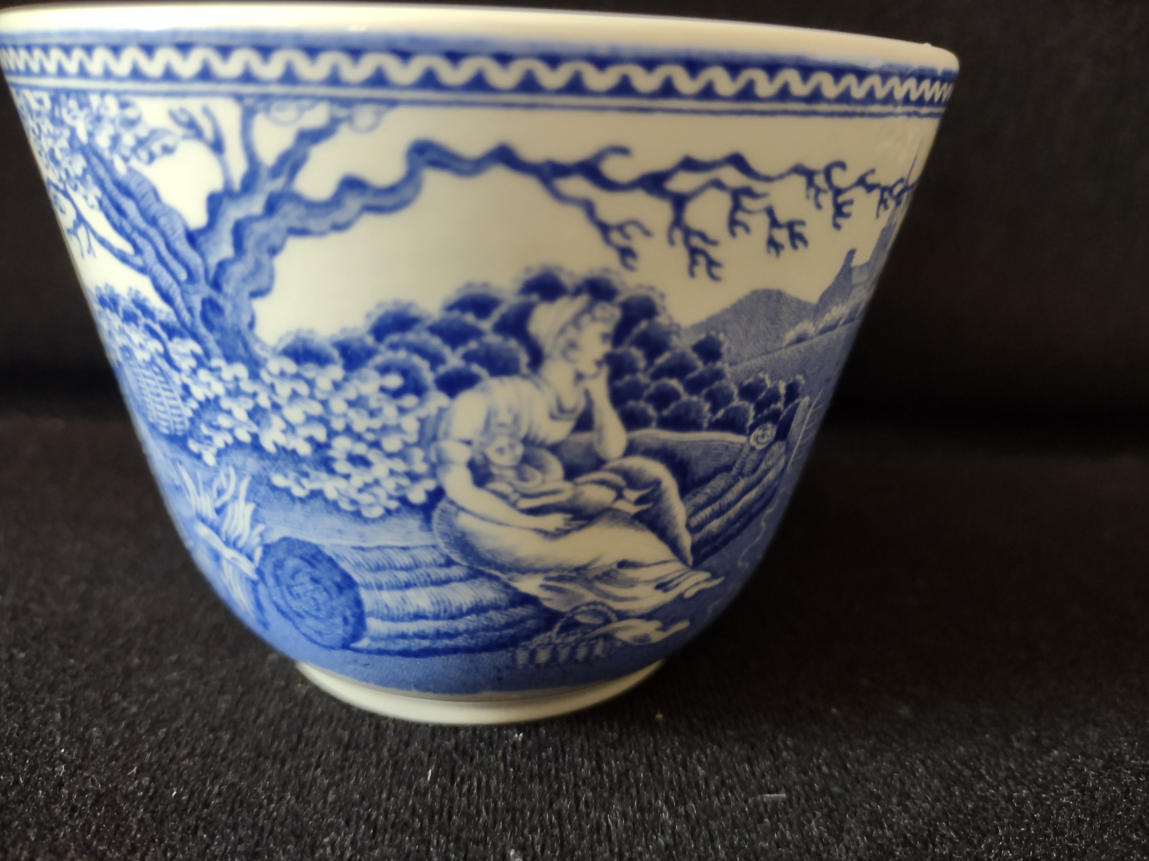 Spode Blue & White Room Teacup Woodman Vintage English Transferware (lot 5847)